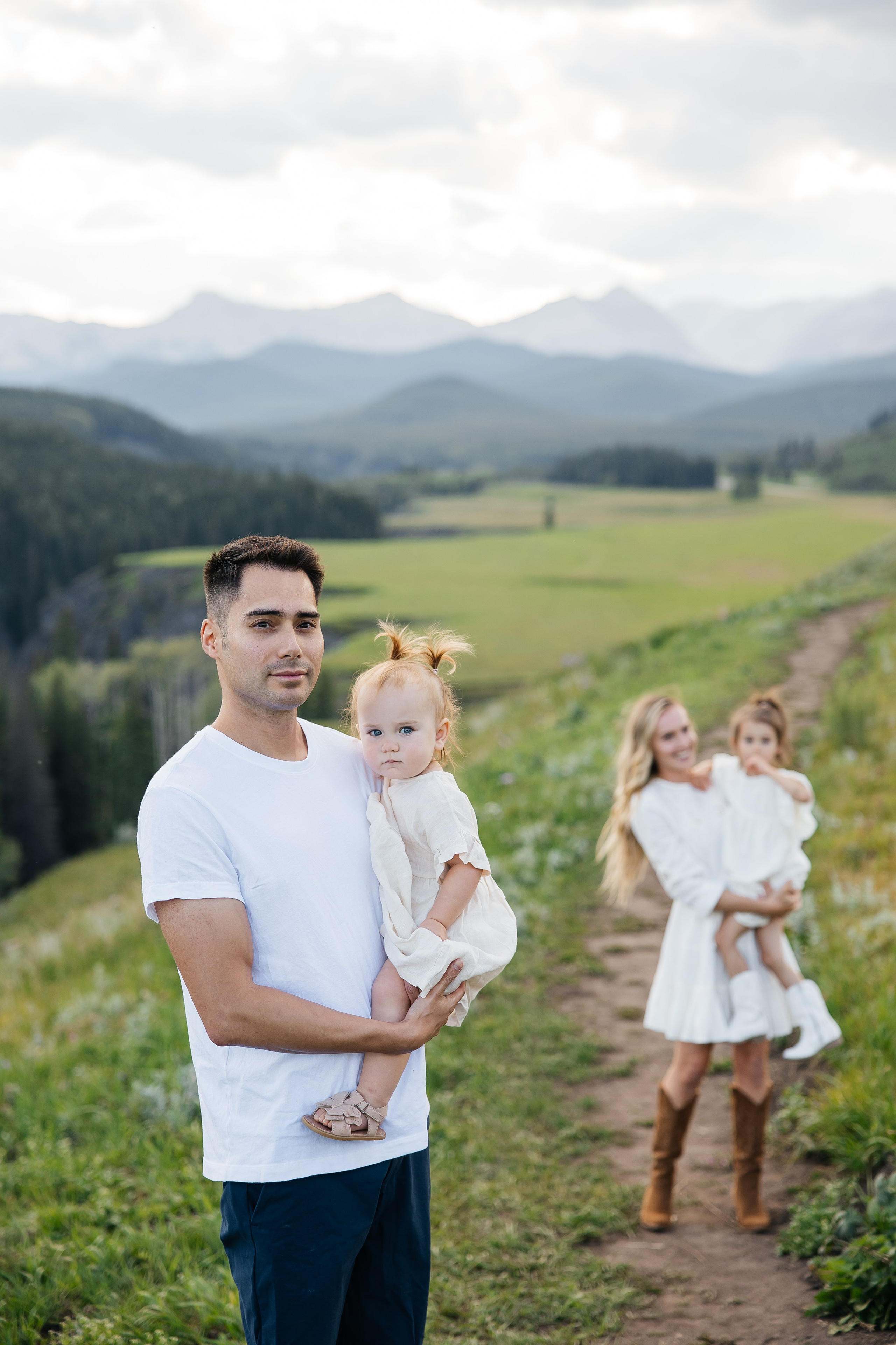 Family. Bighorh lookout