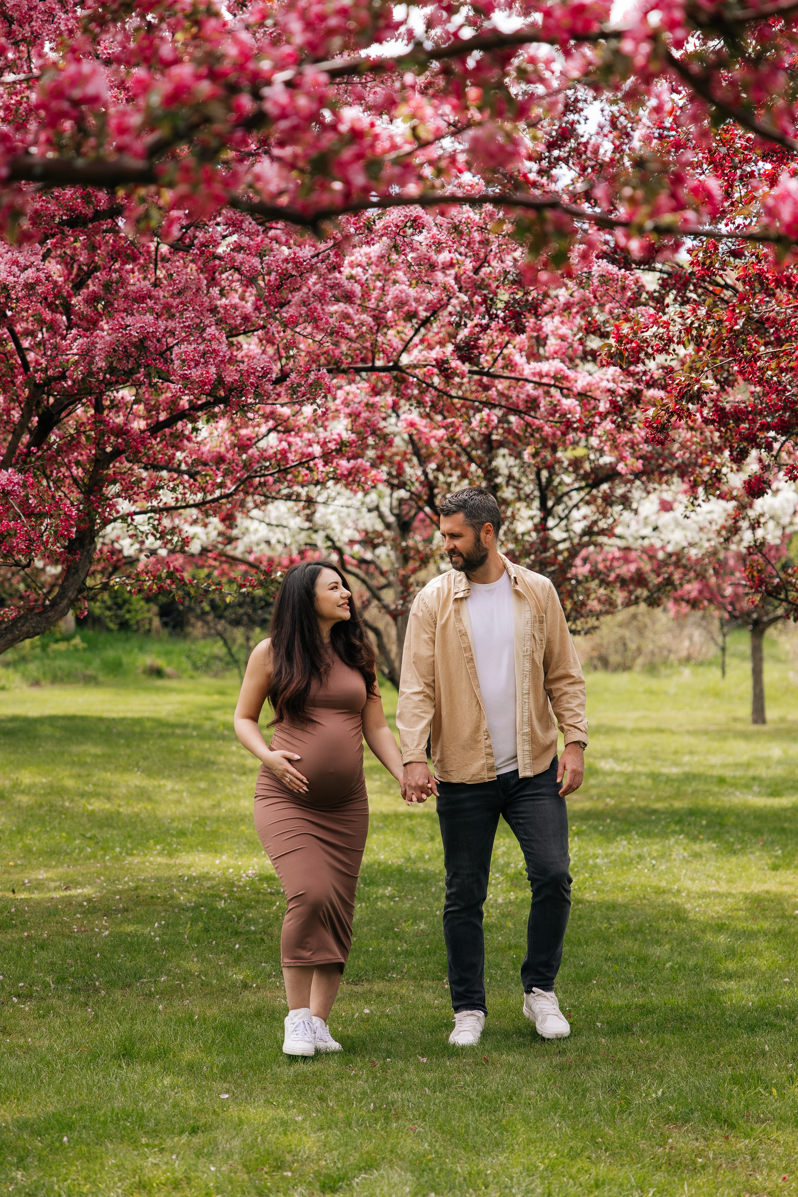 Maternity. Cherry blossom