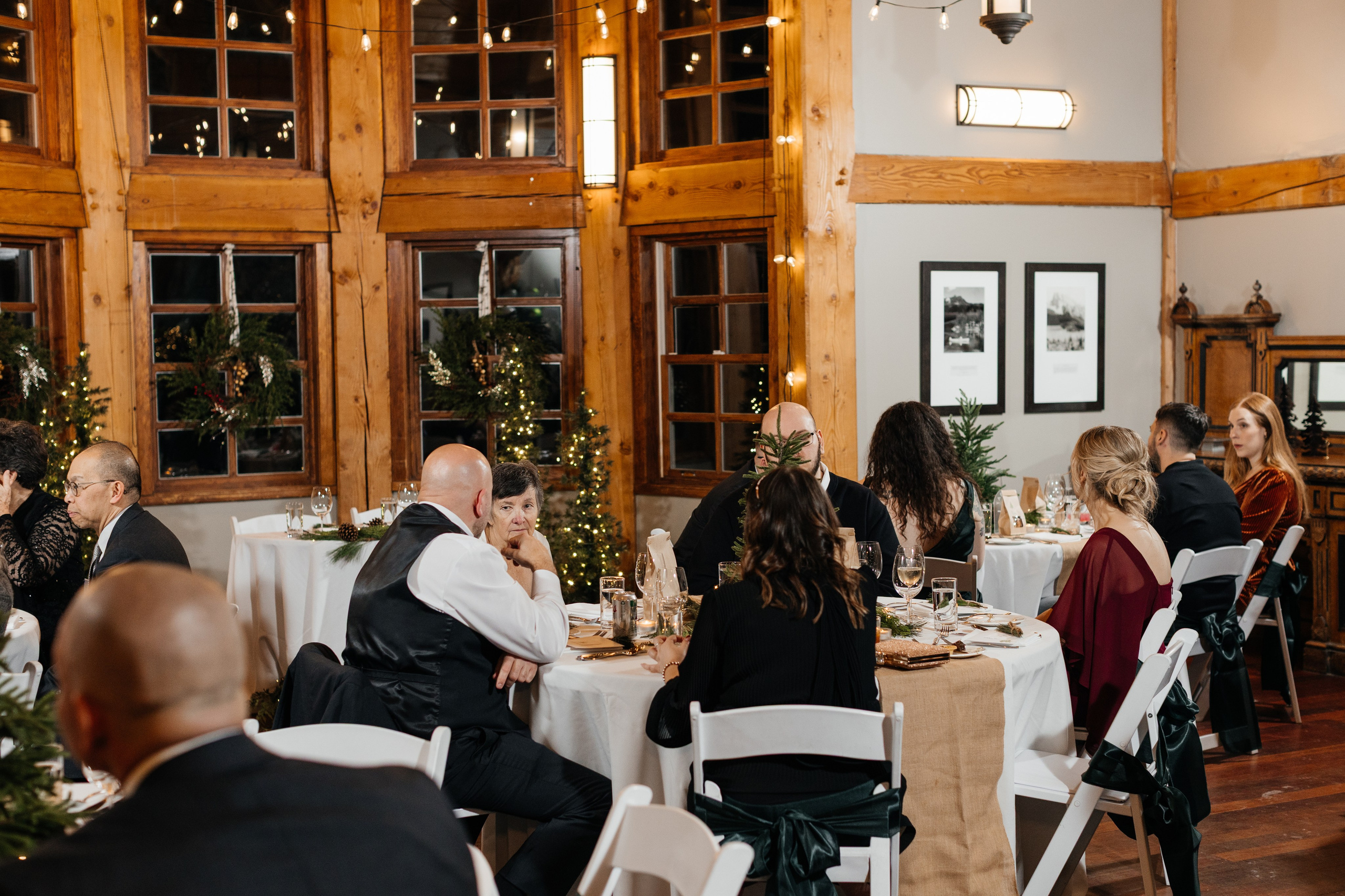 Winter wedding. Emerald lake lodge. Affordable Photographer in Calgary — Tetiana Shuhai