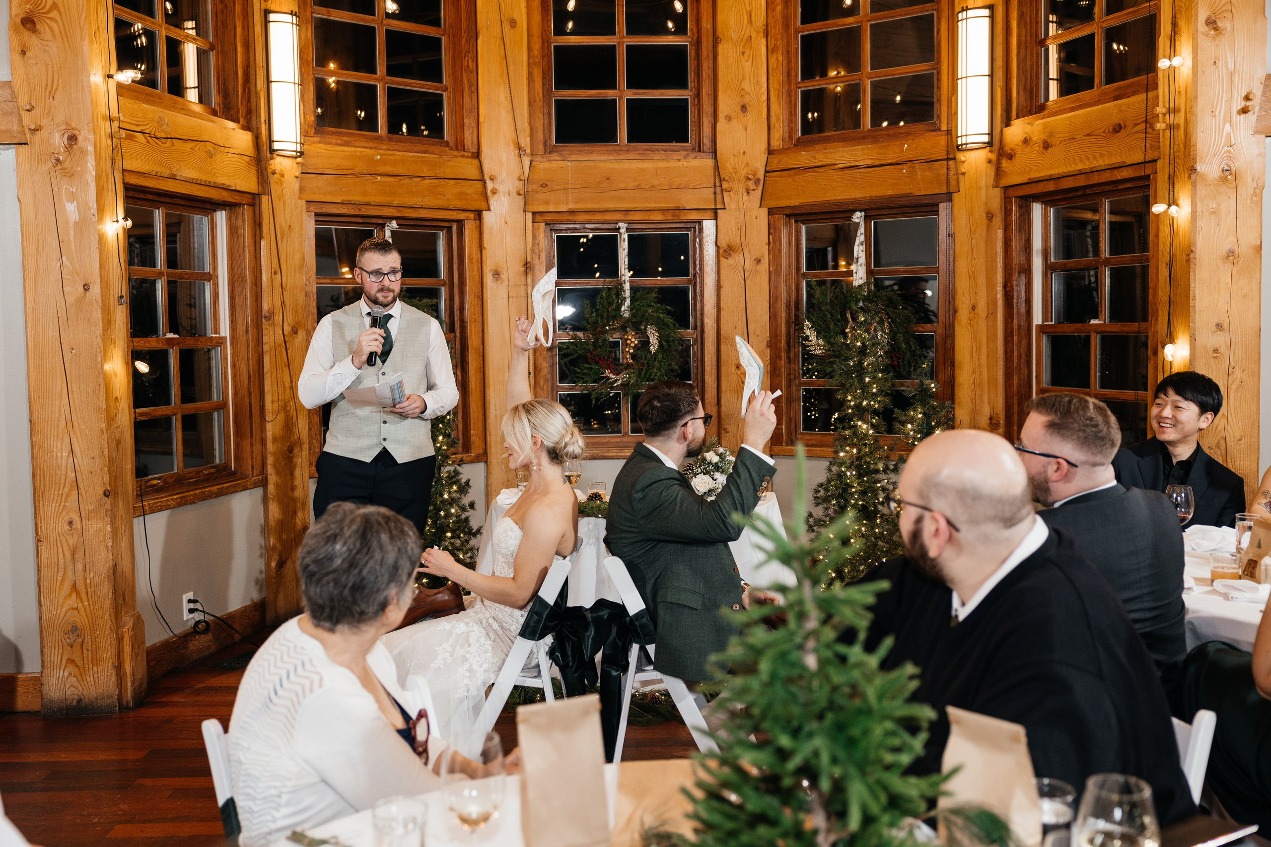 Winter wedding. Emerald lake lodge. Affordable Photographer in Calgary — Tetiana Shuhai