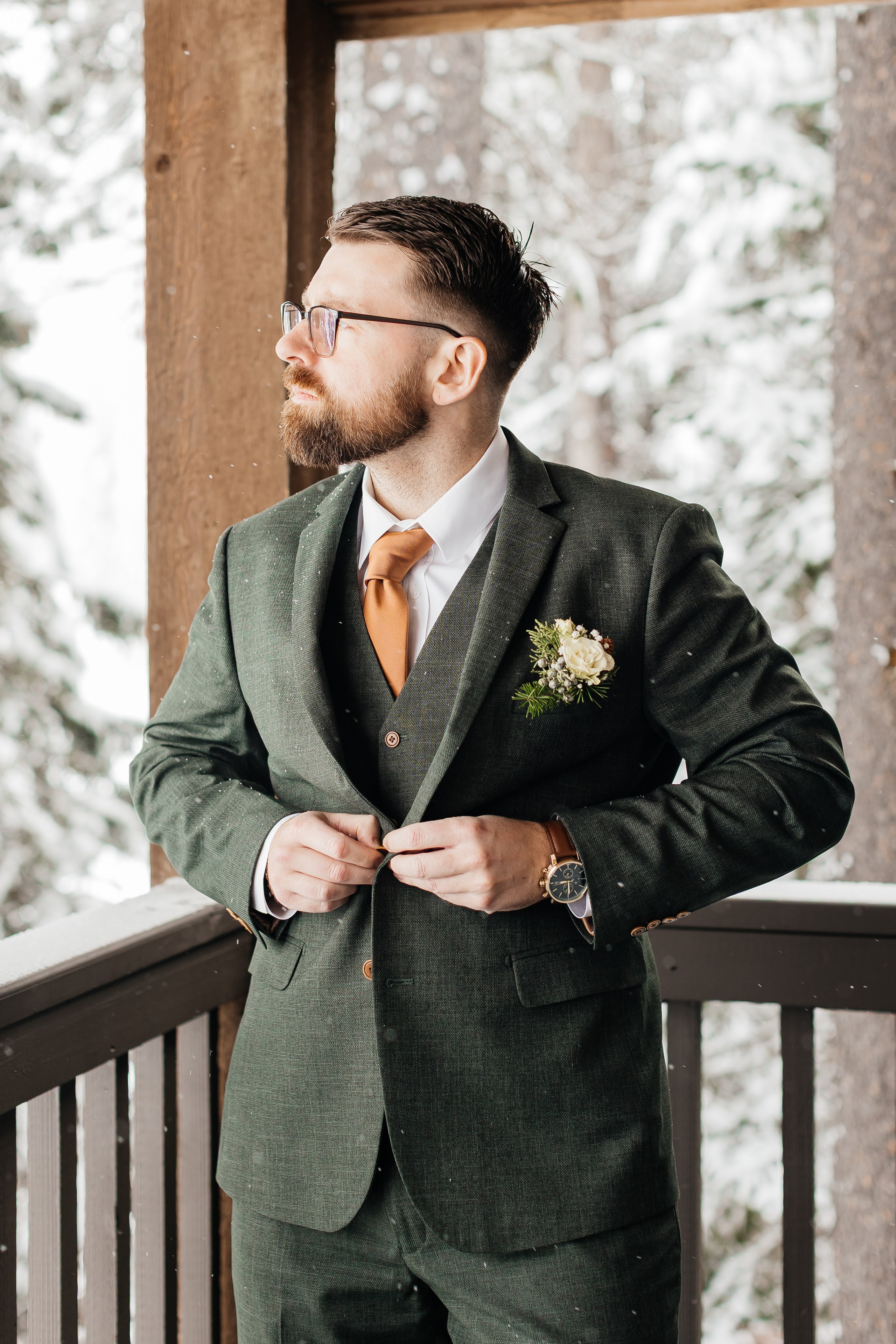 Winter wedding. Emerald lake lodge. Affordable Photographer in Calgary — Tetiana Shuhai