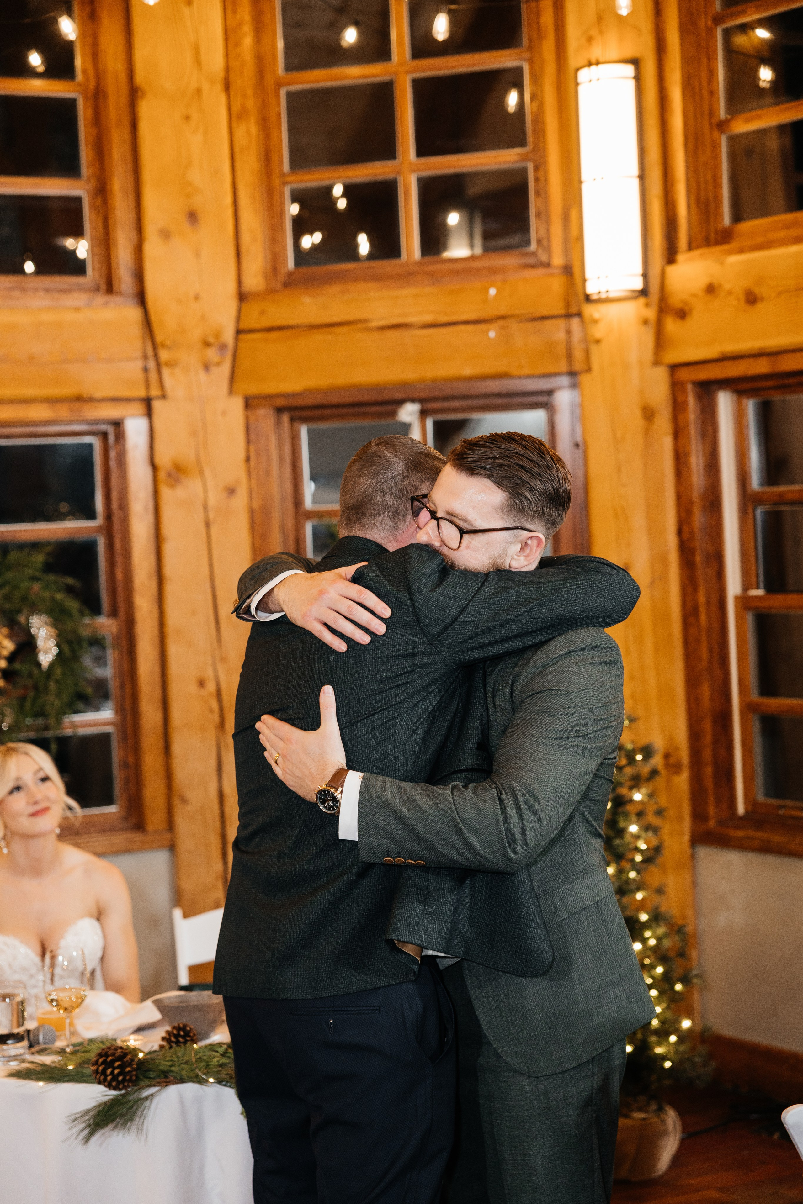 Winter wedding. Emerald lake lodge. Affordable Photographer in Calgary — Tetiana Shuhai