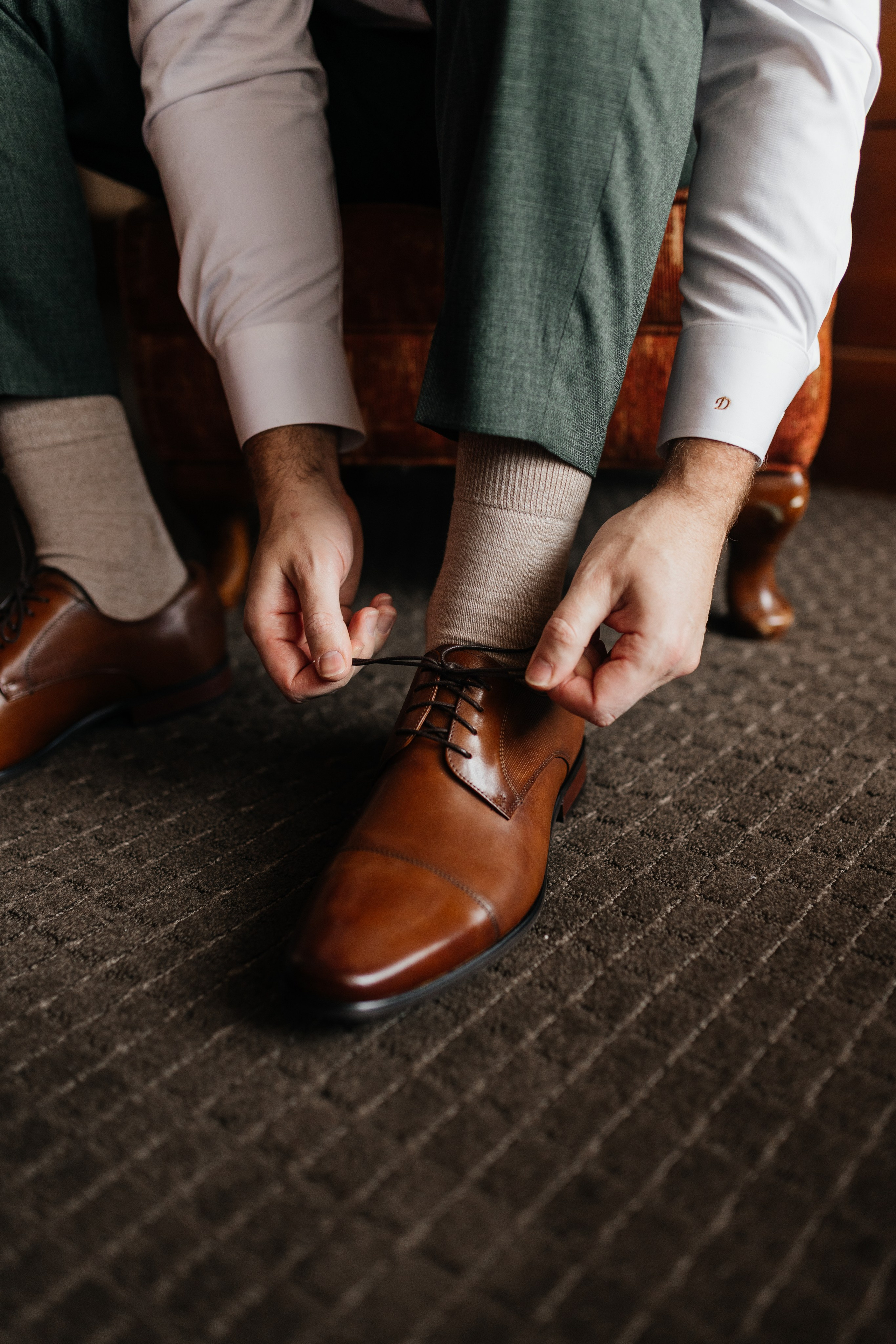 Winter wedding. Emerald lake lodge. Affordable Photographer in Calgary — Tetiana Shuhai
