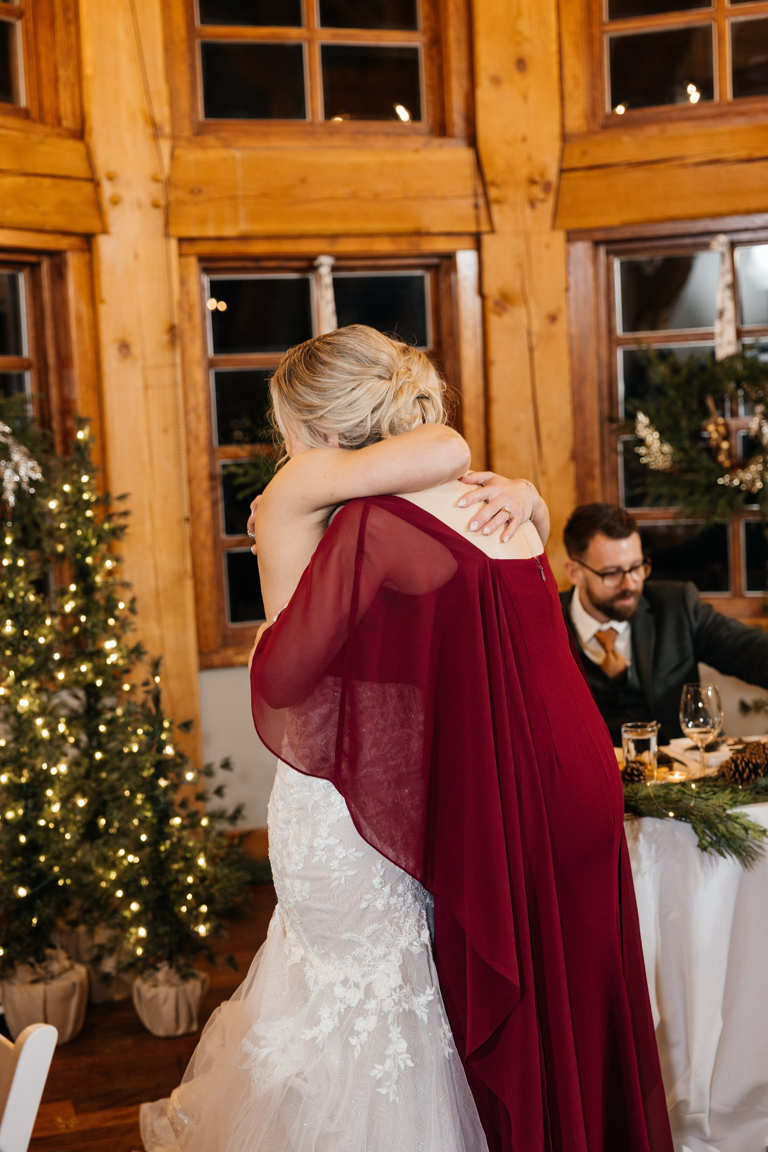 Winter wedding. Emerald lake lodge. Affordable Photographer in Calgary — Tetiana Shuhai
