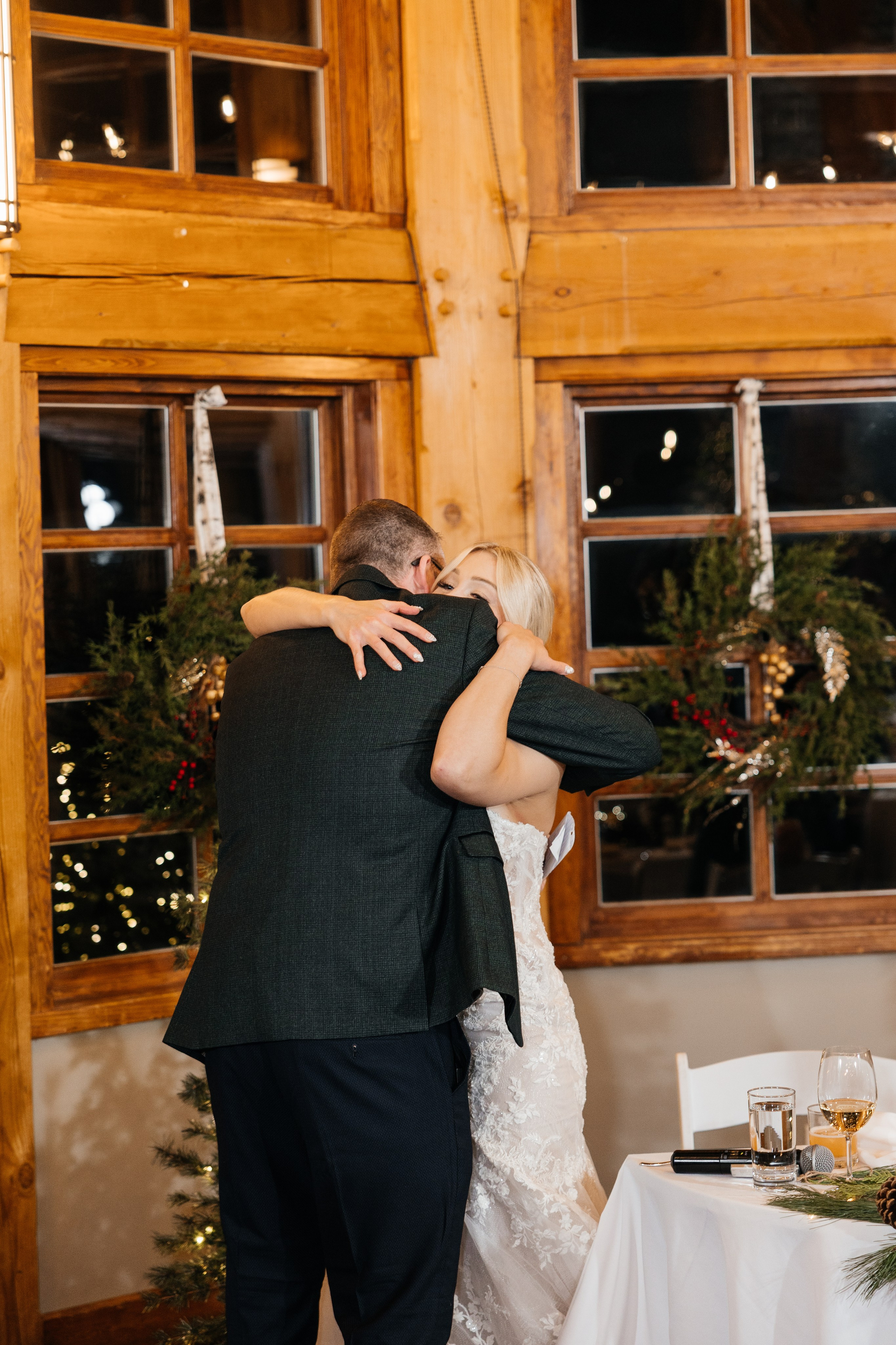 Winter wedding. Emerald lake lodge. Affordable Photographer in Calgary — Tetiana Shuhai