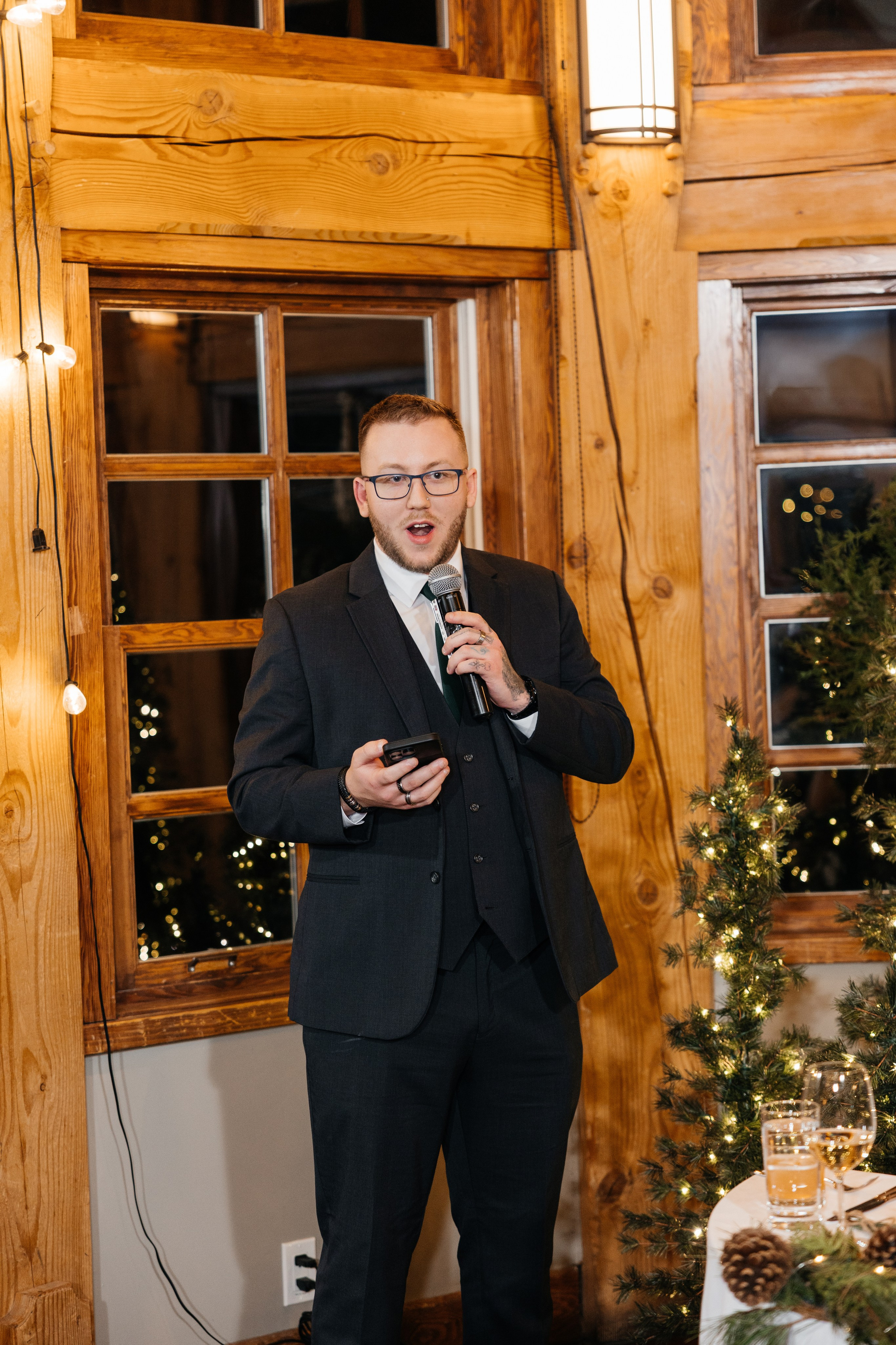 Winter wedding. Emerald lake lodge. Affordable Photographer in Calgary — Tetiana Shuhai