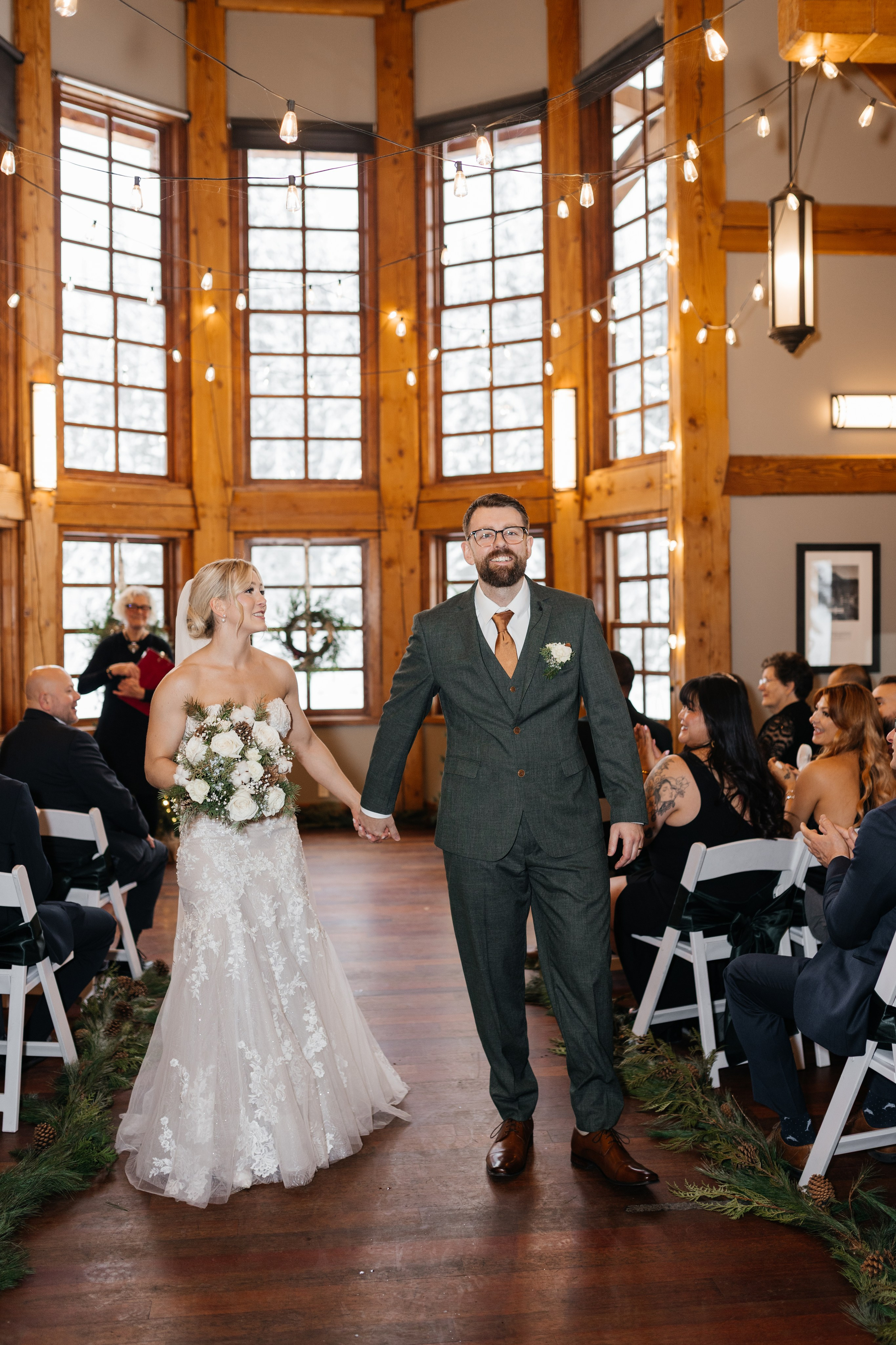 Winter wedding. Emerald lake lodge. Affordable Photographer in Calgary — Tetiana Shuhai