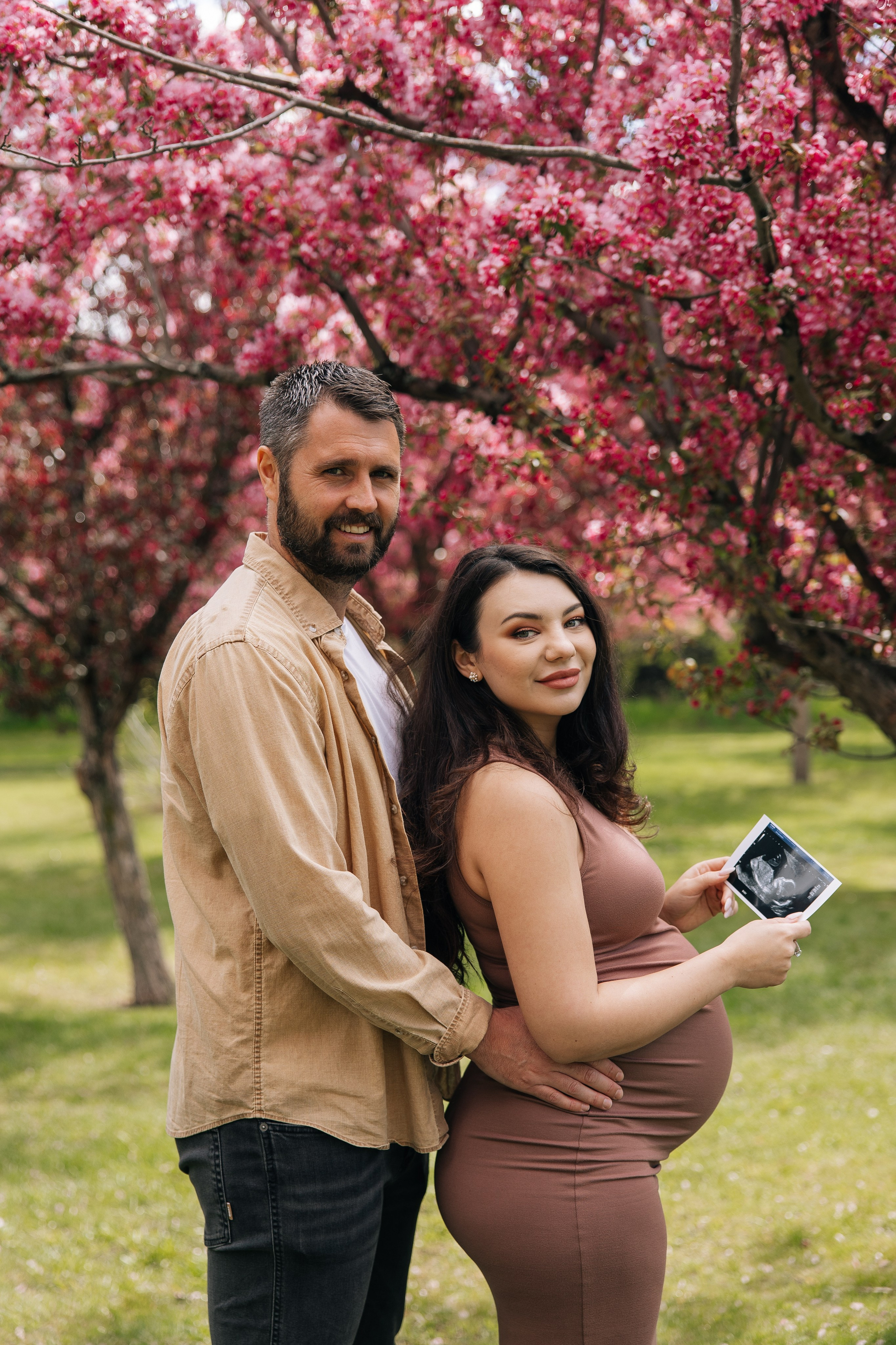 Maternity. Cherry blossom
