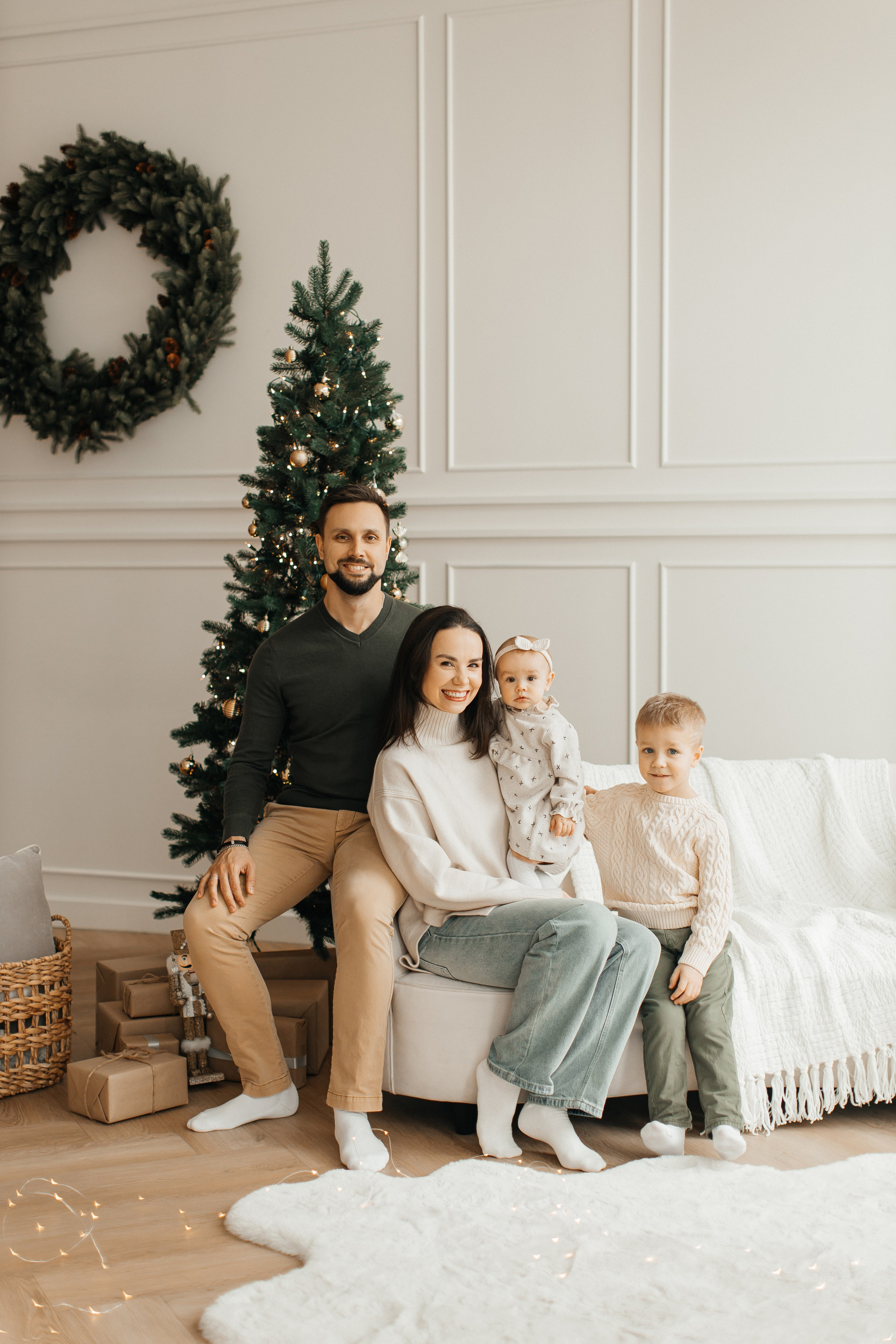 Family.Christmas photoshoot