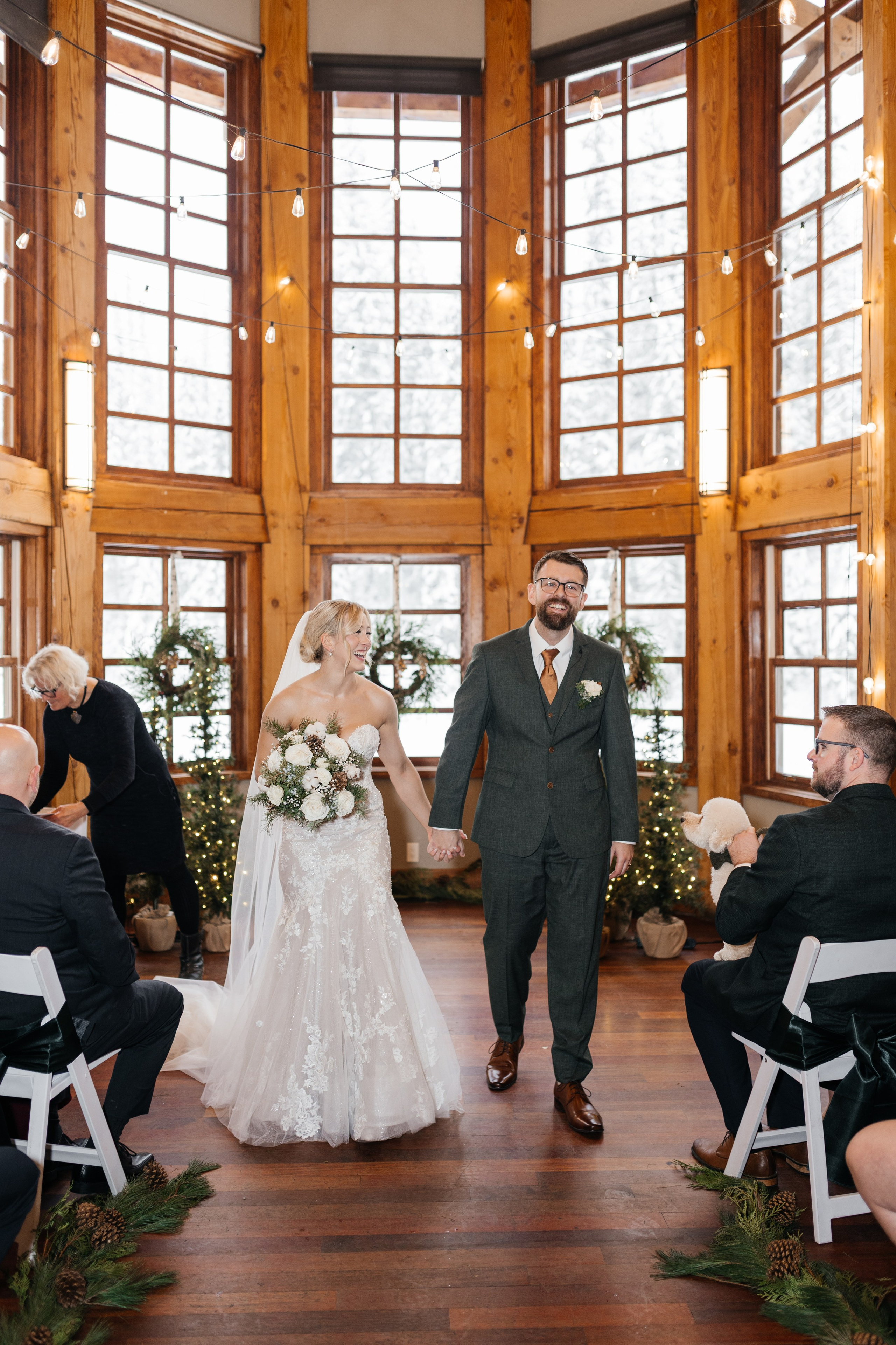 Winter wedding. Emerald lake lodge. Affordable Photographer in Calgary — Tetiana Shuhai