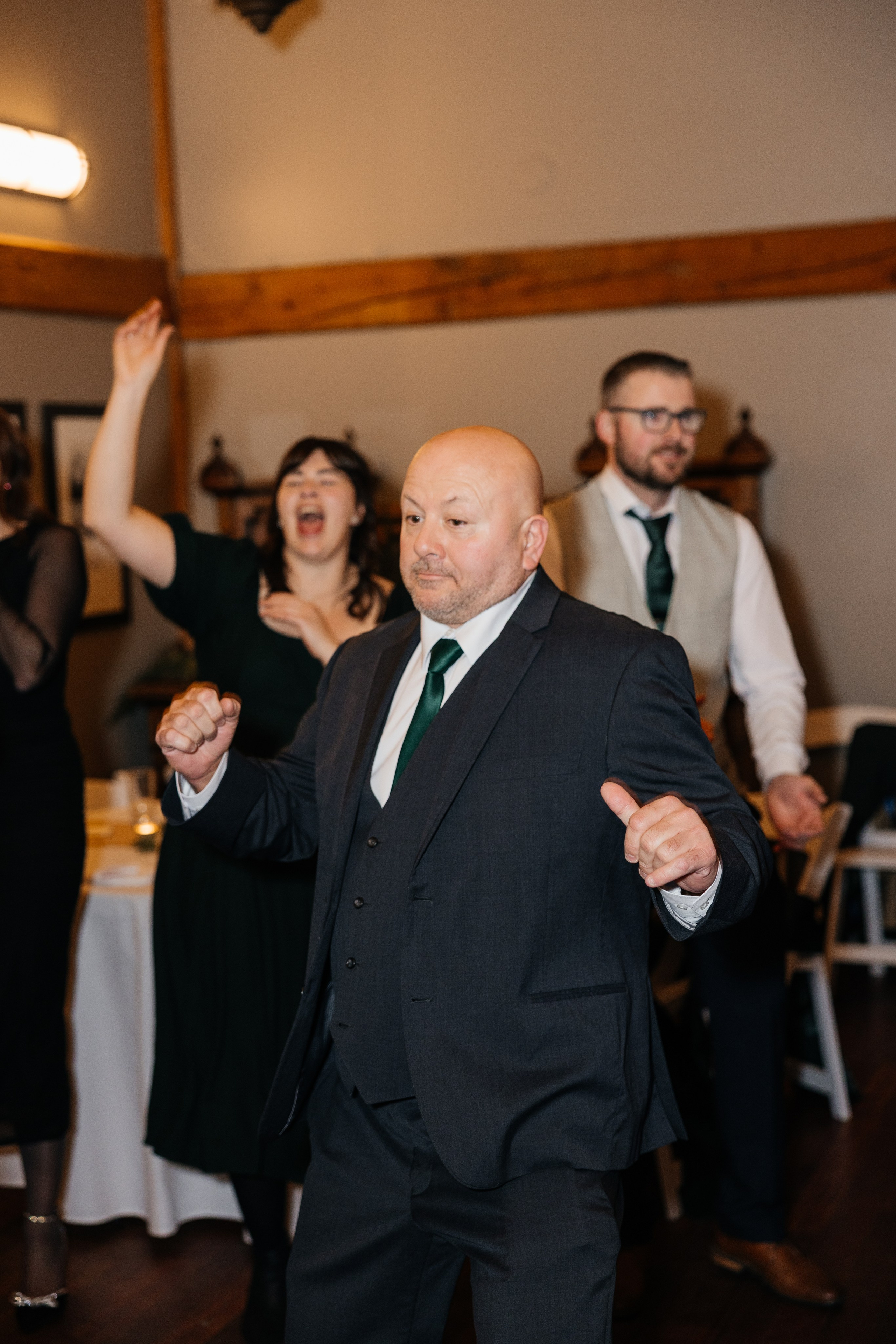 Winter wedding. Emerald lake lodge. Affordable Photographer in Calgary — Tetiana Shuhai