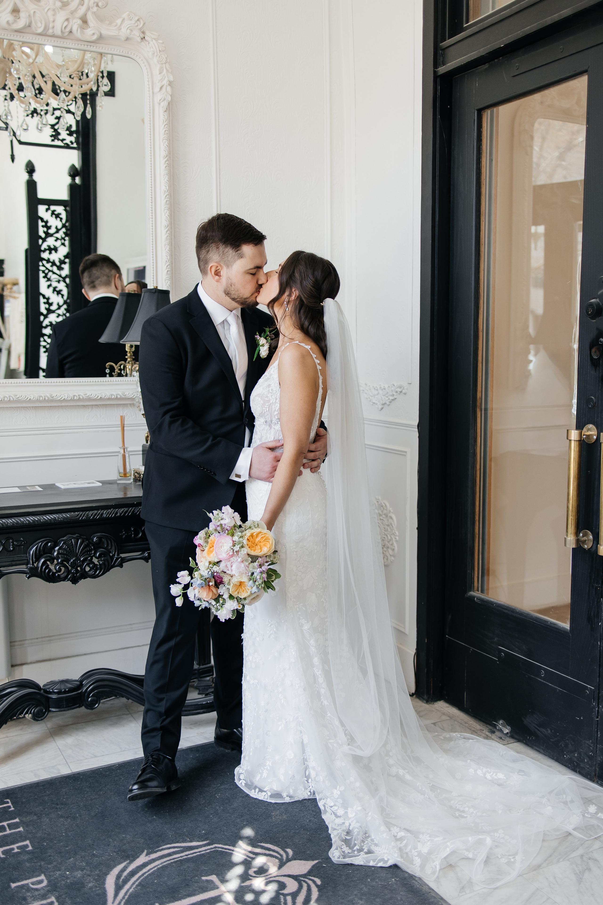 Bri&Matt. Affordable Photographer in Calgary — Tetiana Shuhai