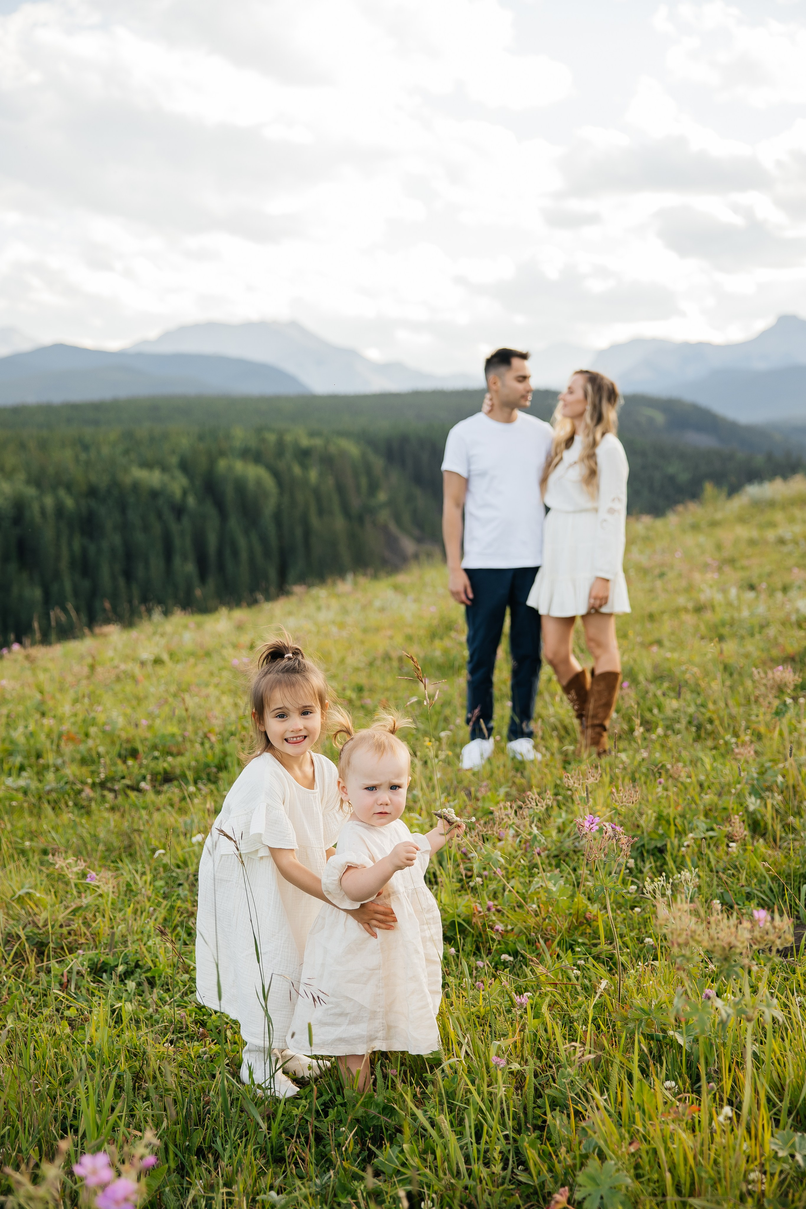 Family. Bighorh lookout