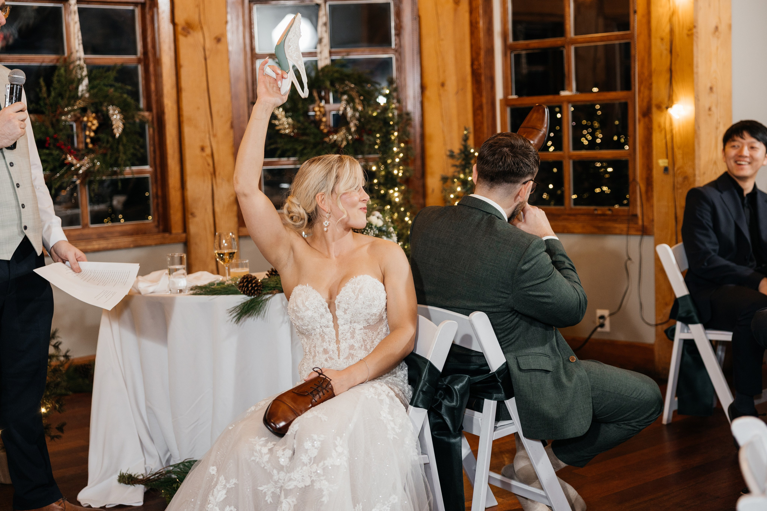 Winter wedding. Emerald lake lodge. Affordable Photographer in Calgary — Tetiana Shuhai
