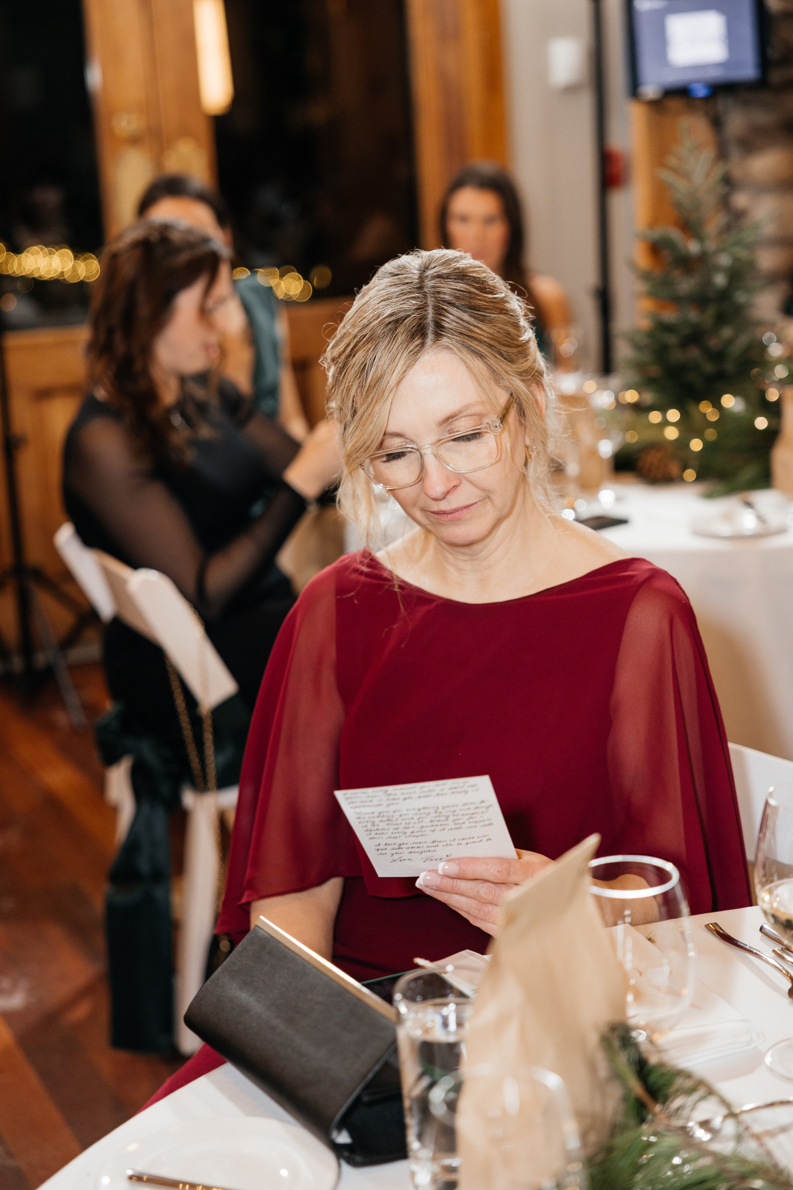 Winter wedding. Emerald lake lodge. Affordable Photographer in Calgary — Tetiana Shuhai