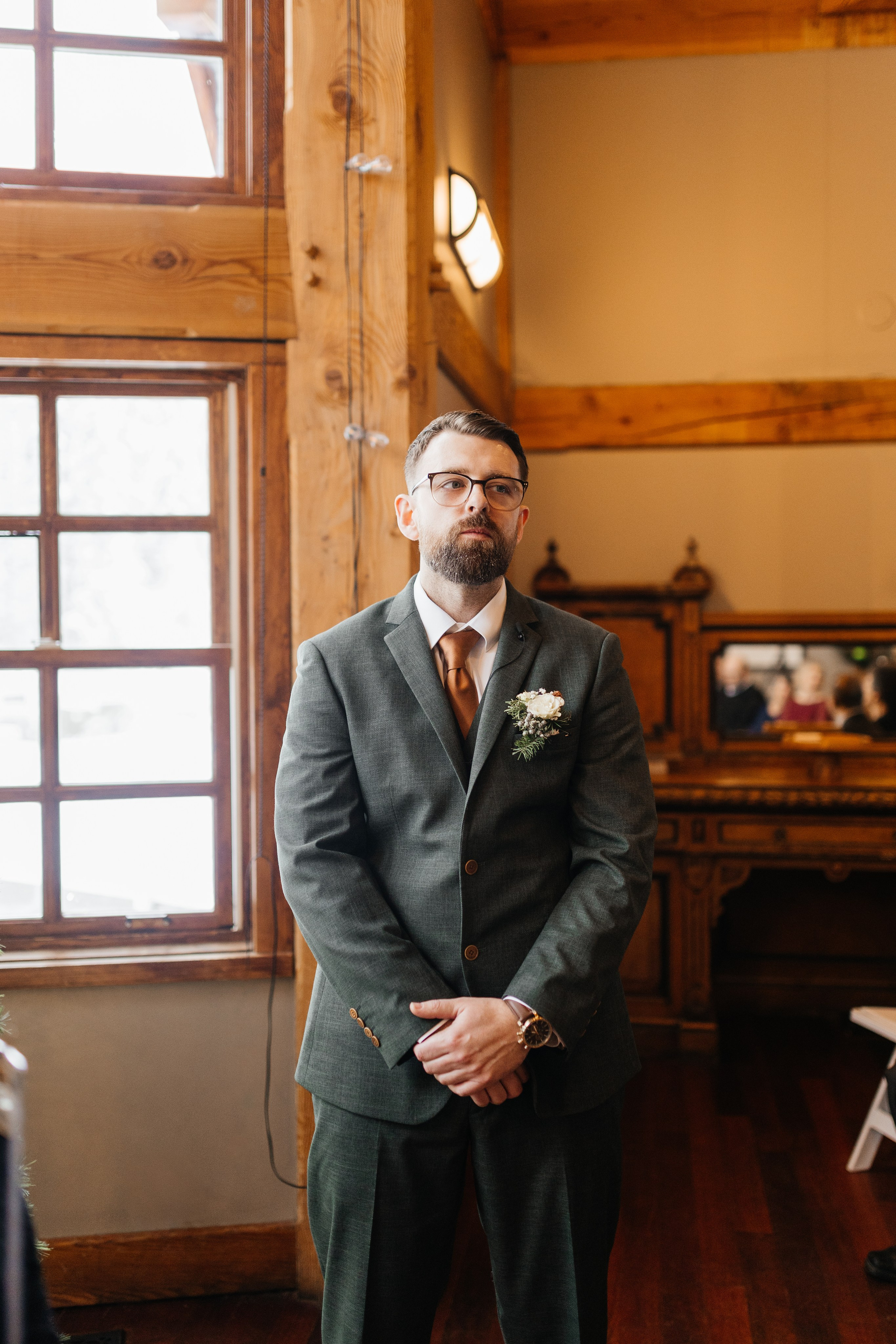 Winter wedding. Emerald lake lodge. Affordable Photographer in Calgary — Tetiana Shuhai
