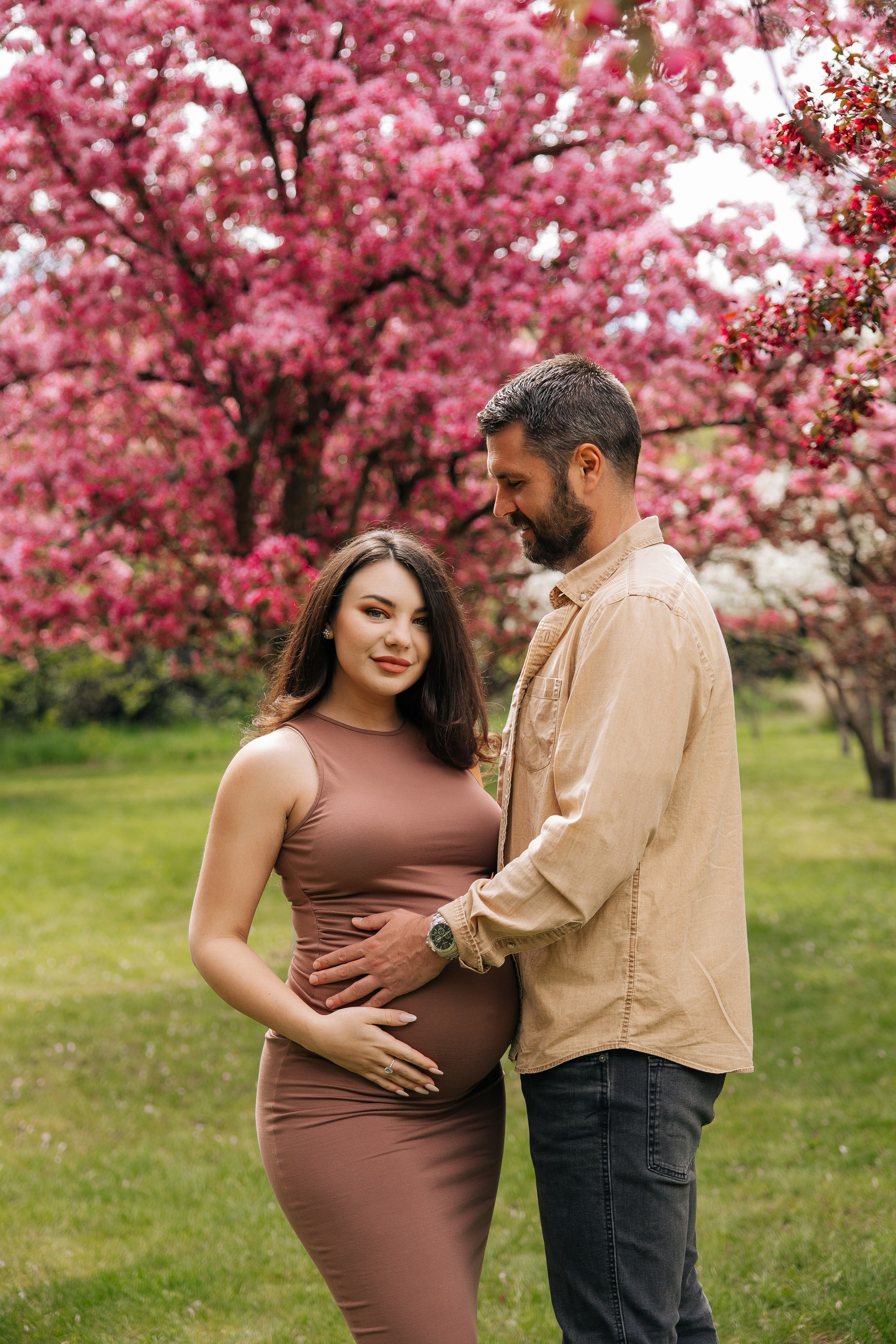 Maternity. Cherry blossom
