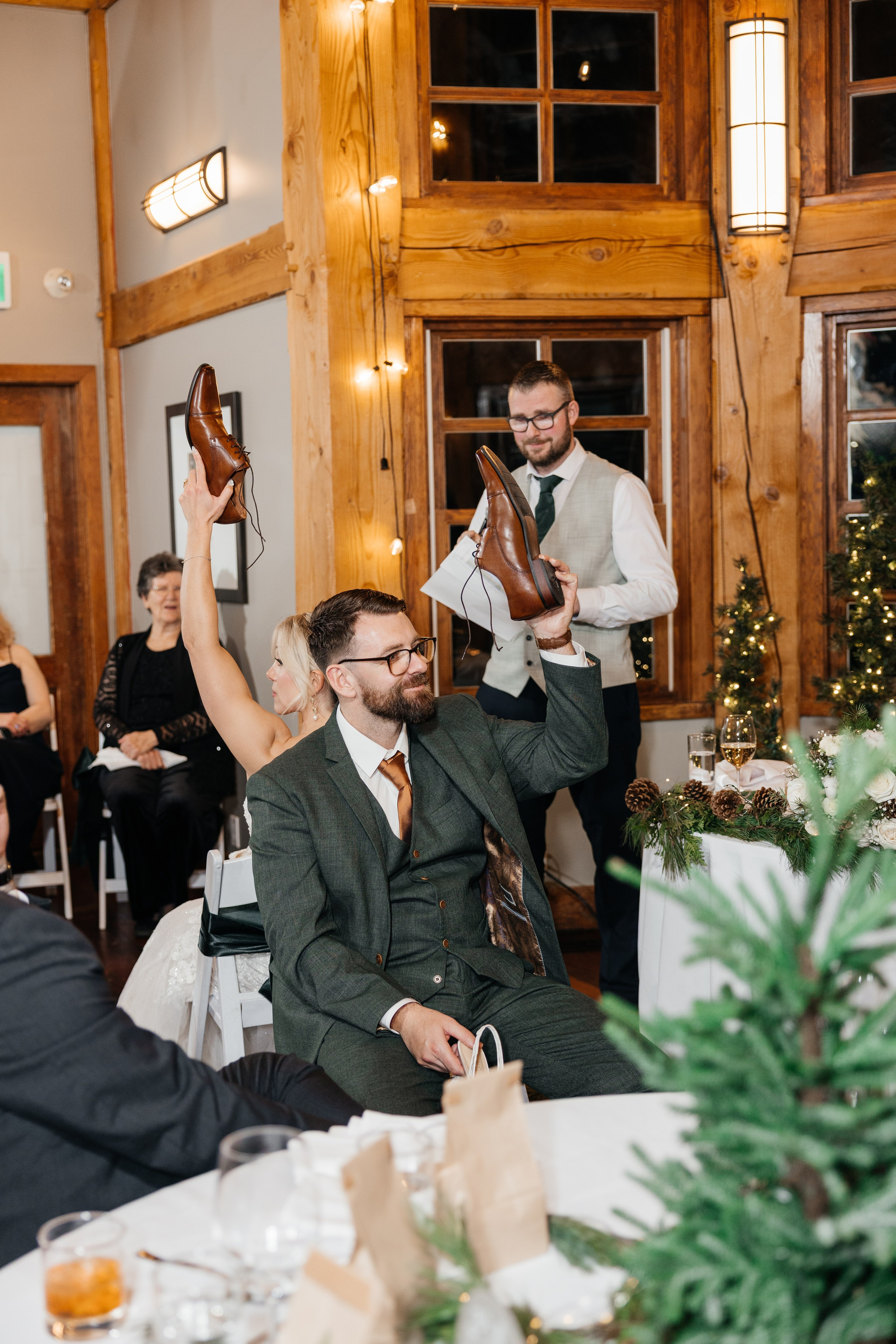 Winter wedding. Emerald lake lodge. Affordable Photographer in Calgary — Tetiana Shuhai