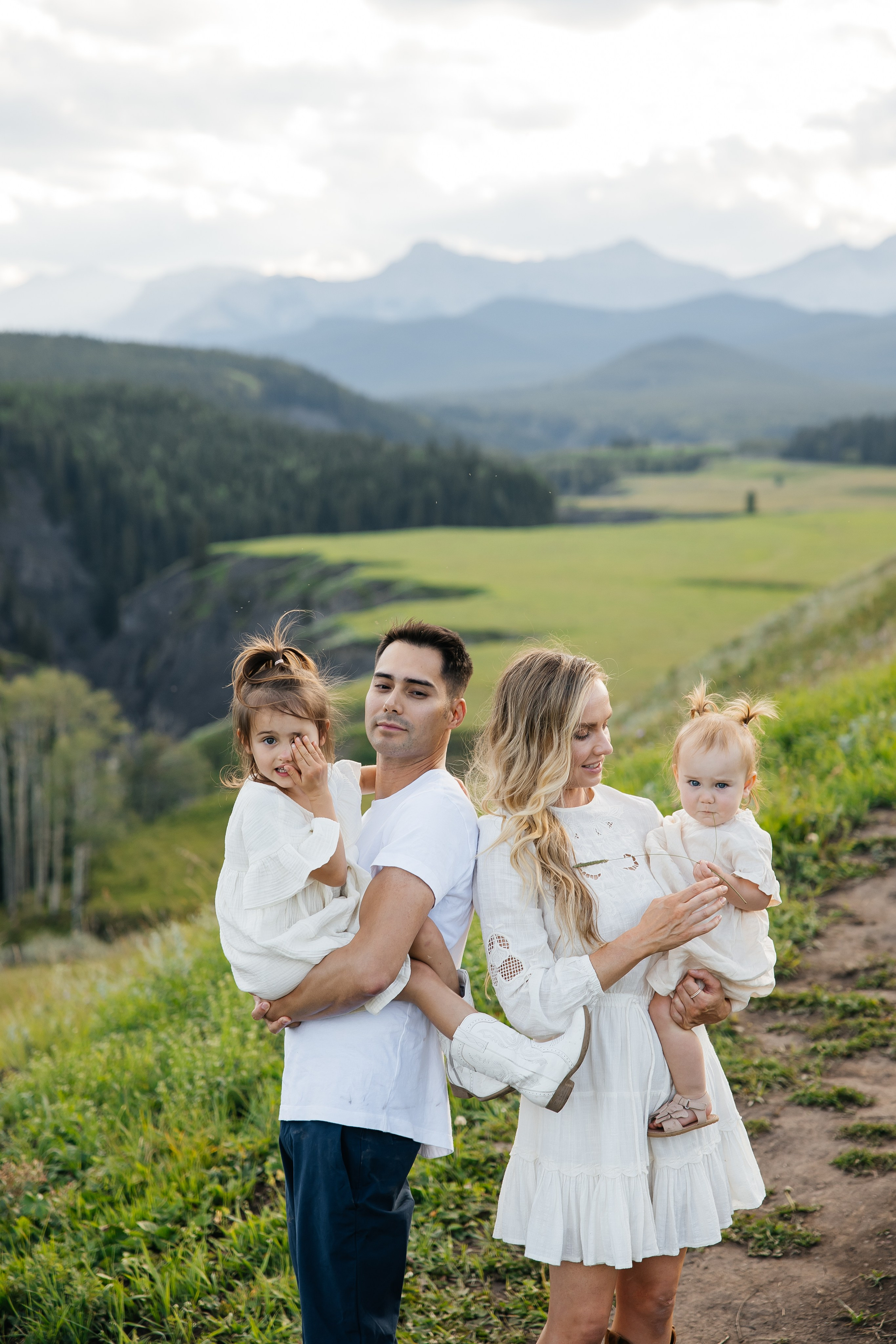 Family. Bighorh lookout