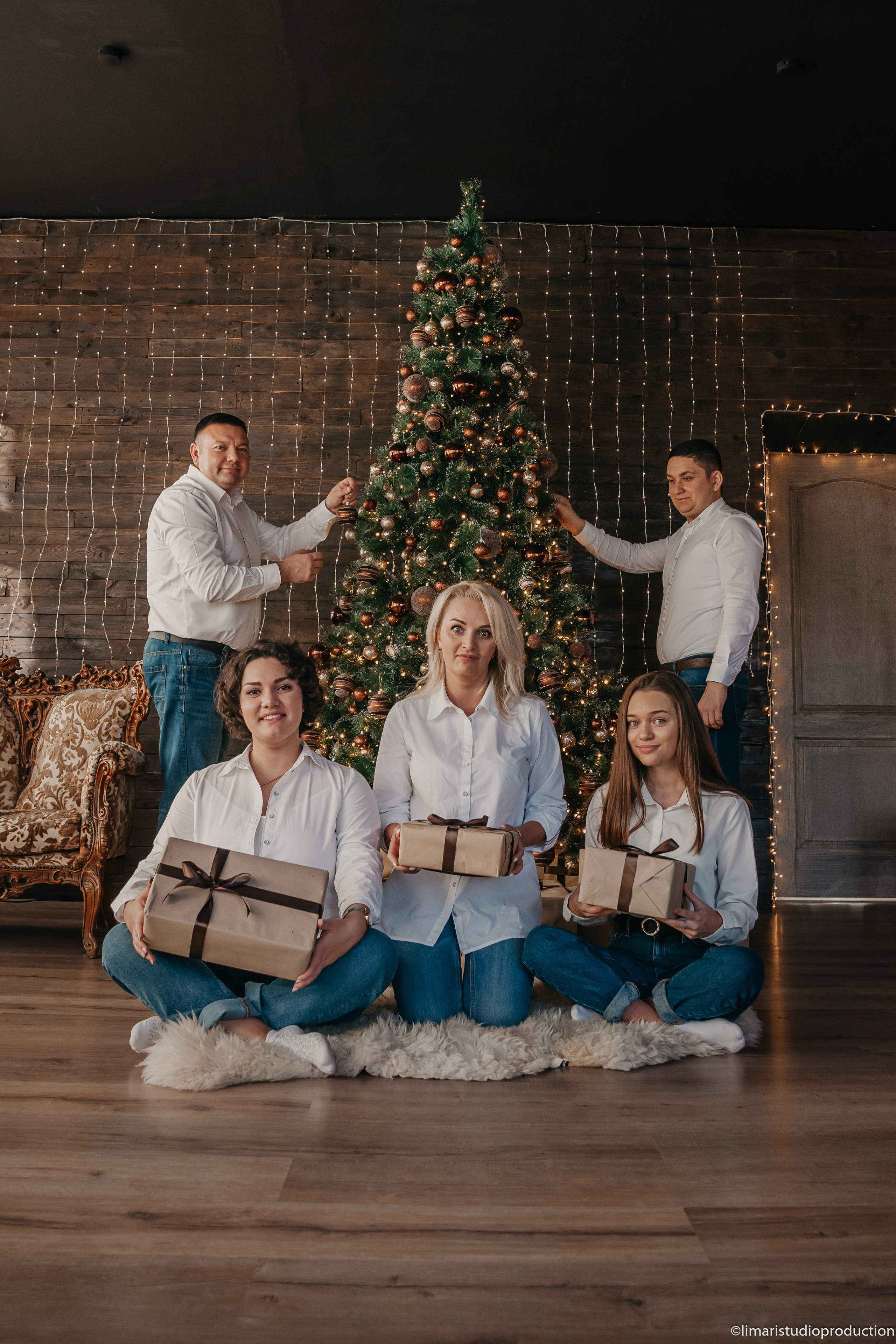 Новый год семьи Мотря. Фото видео в молдове