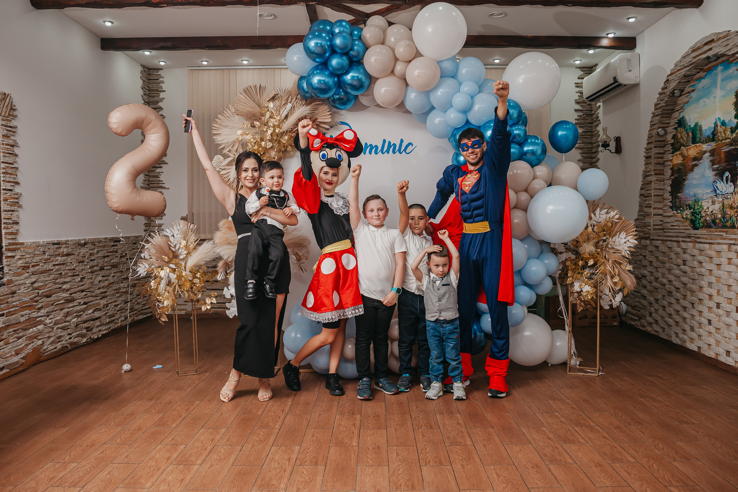 Кумэтрия Доминика. Фото видео в молдове