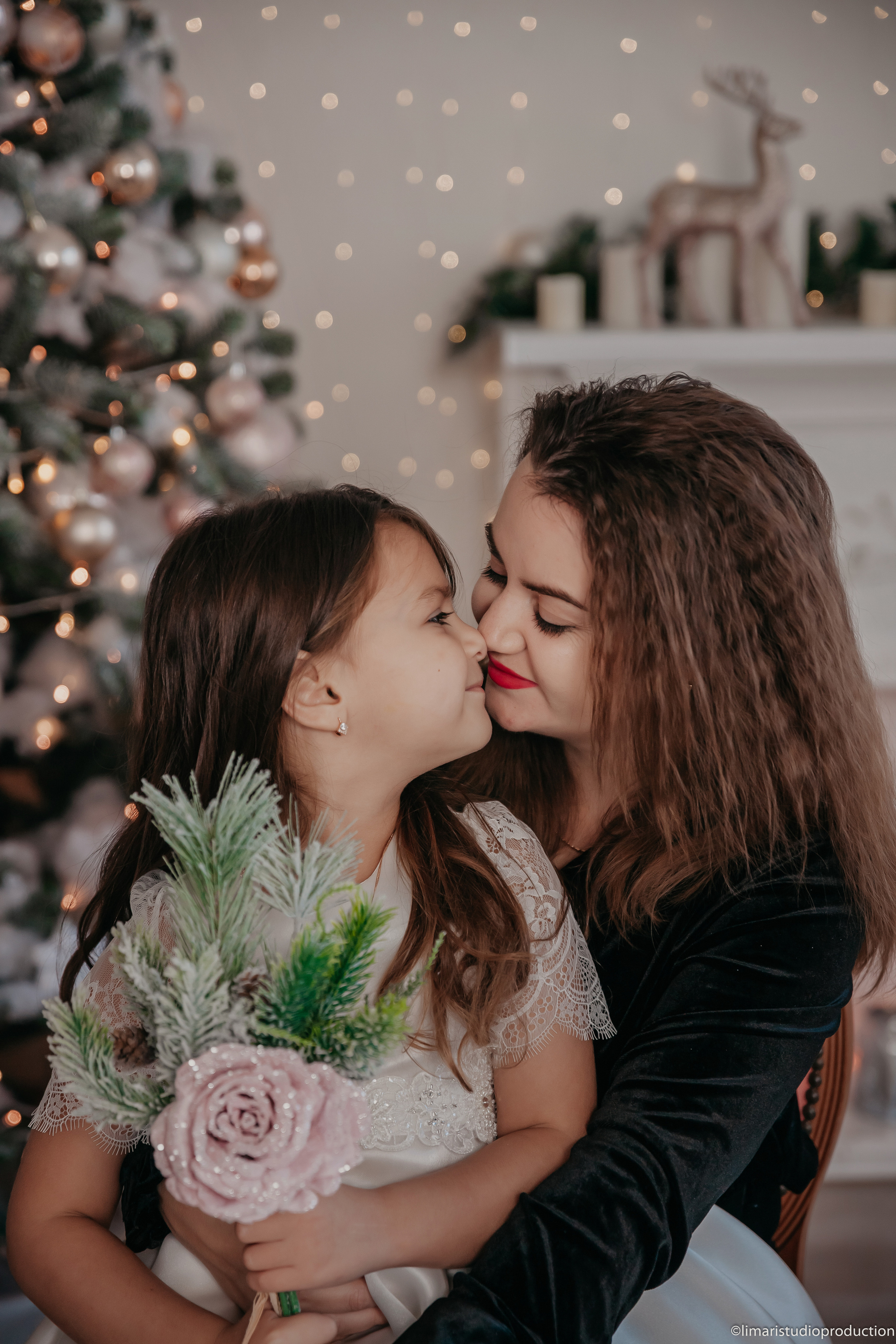 Новый год семьи Карпинеану. Фото видео в молдове