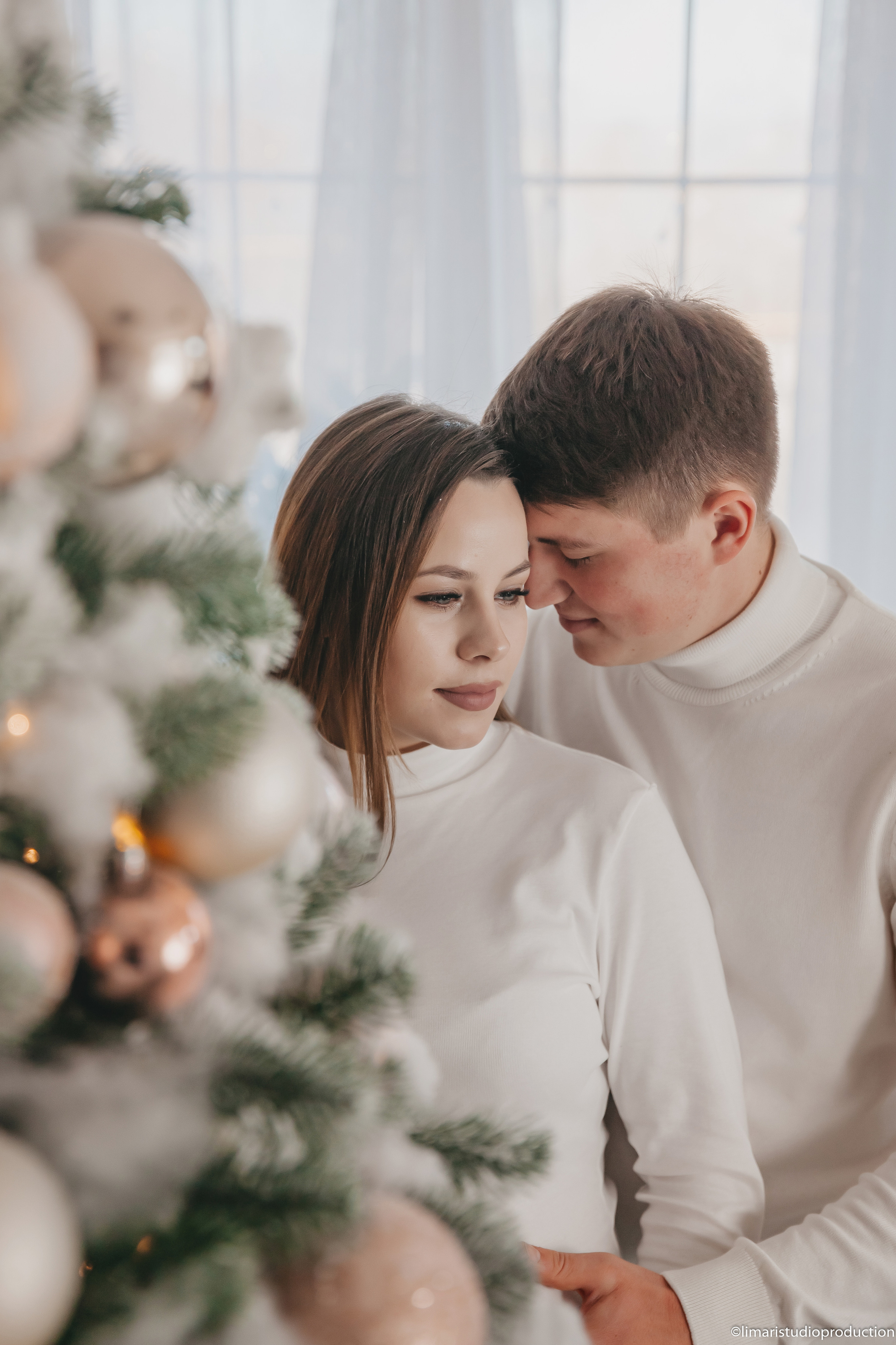 Максим и Лена. Фото видео в молдове