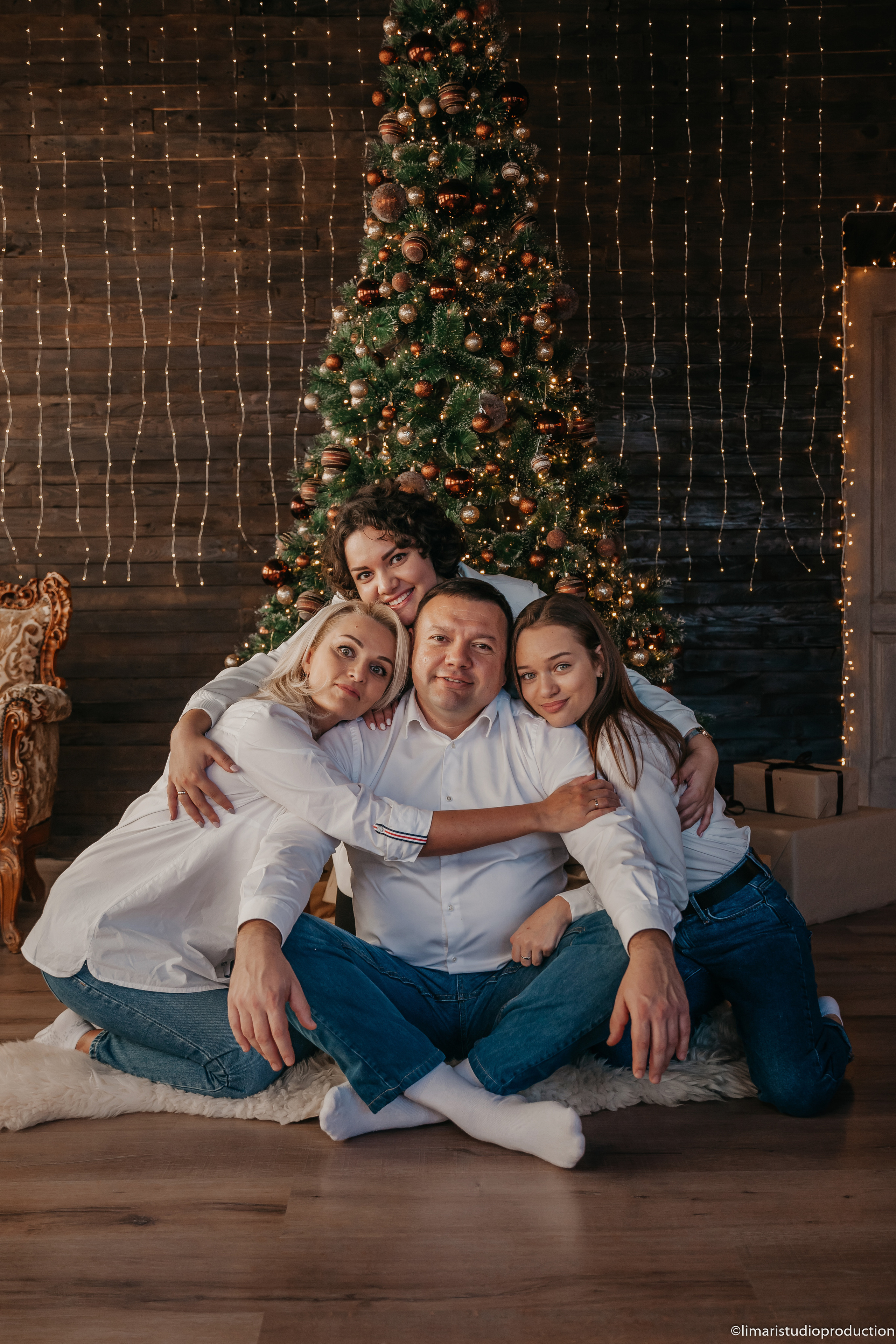 Новый год семьи Мотря. Фото видео в молдове