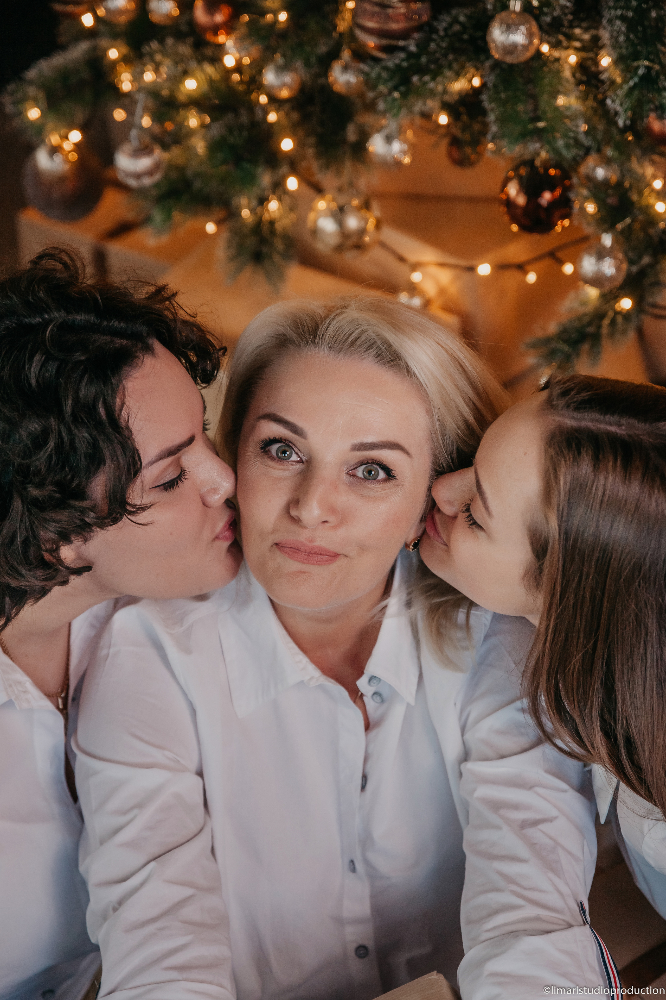 Новый год семьи Мотря. Фото видео в молдове