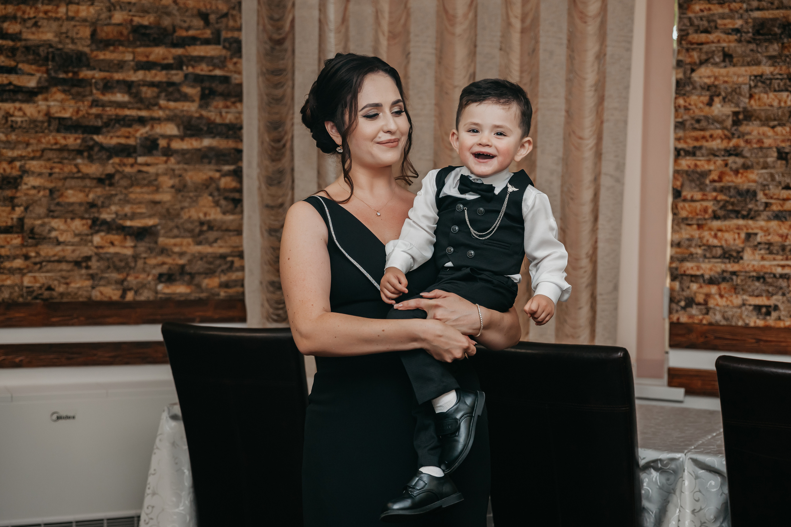 Кумэтрия Доминика. Фото видео в молдове