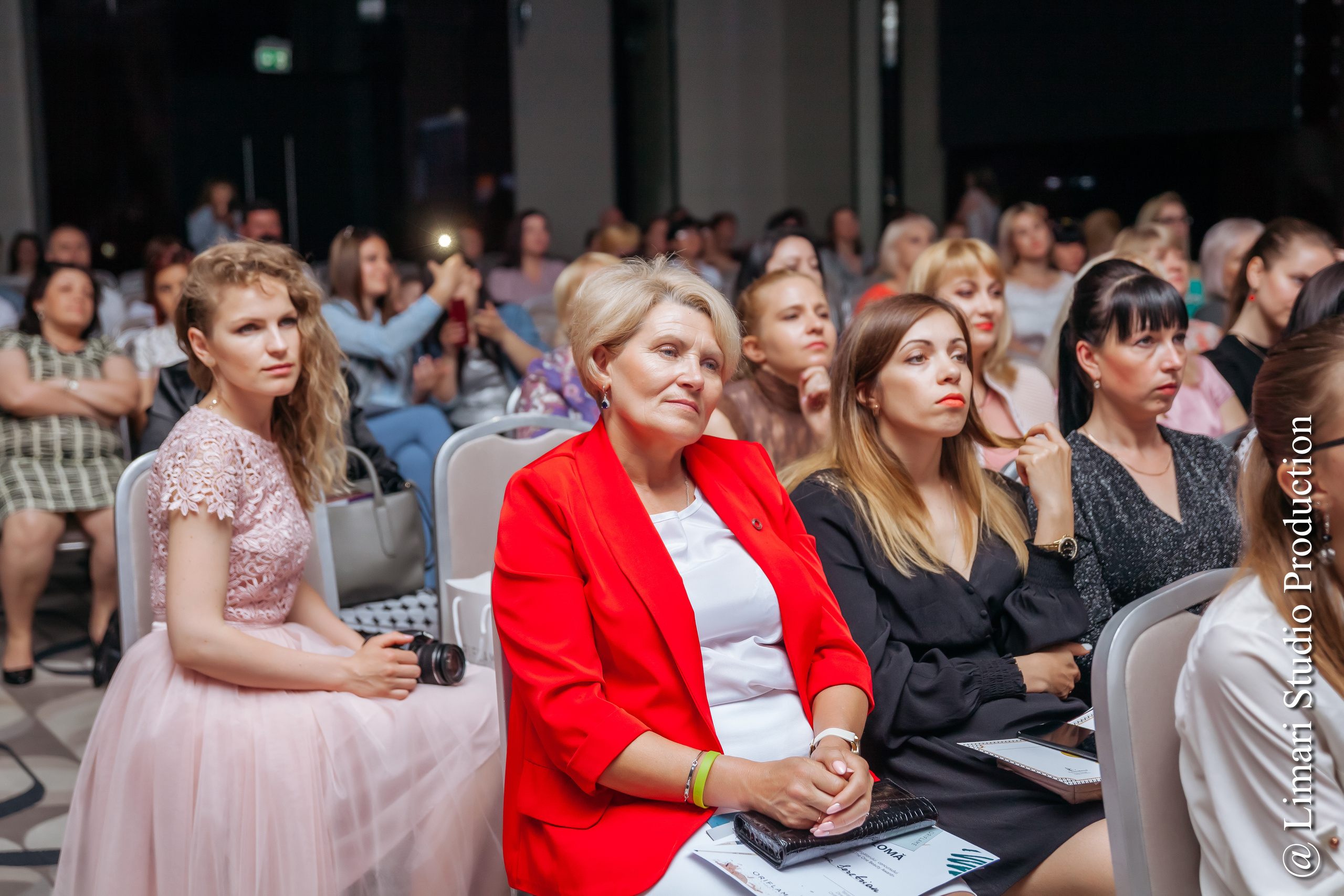 Международный форум компании Oriflame 2019. Фото видео в молдове