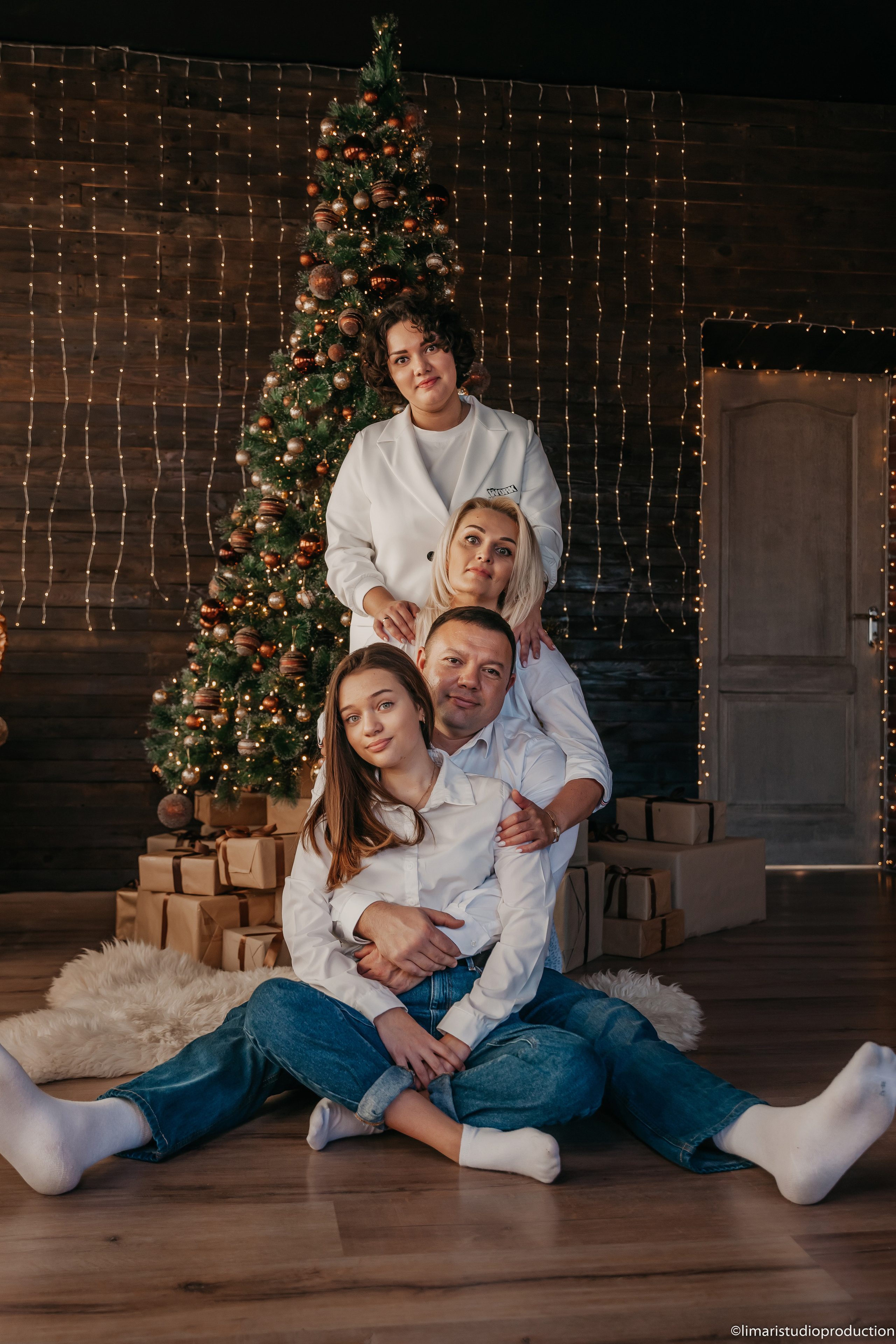 Новый год семьи Мотря. Фото видео в молдове