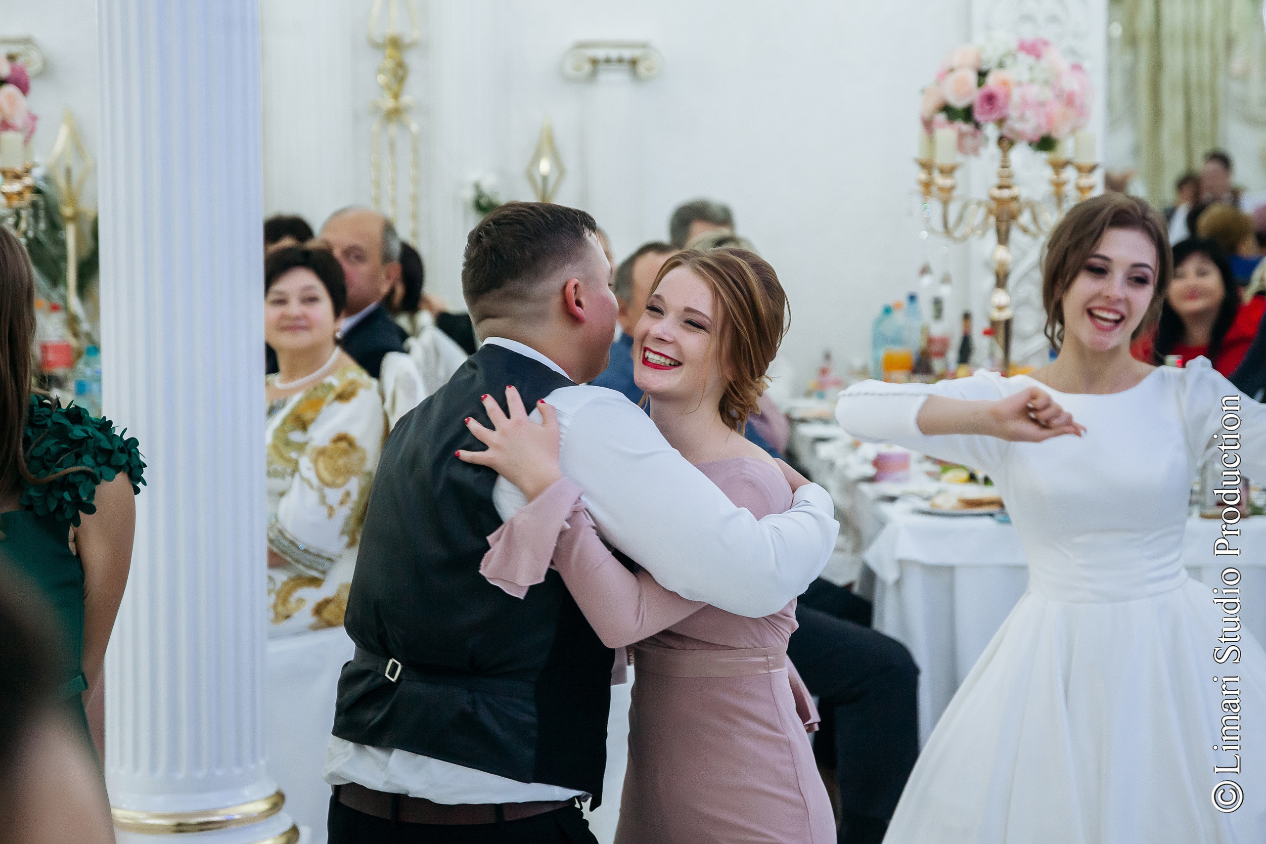 Ovidiu & Otilia. Фото видео в молдове
