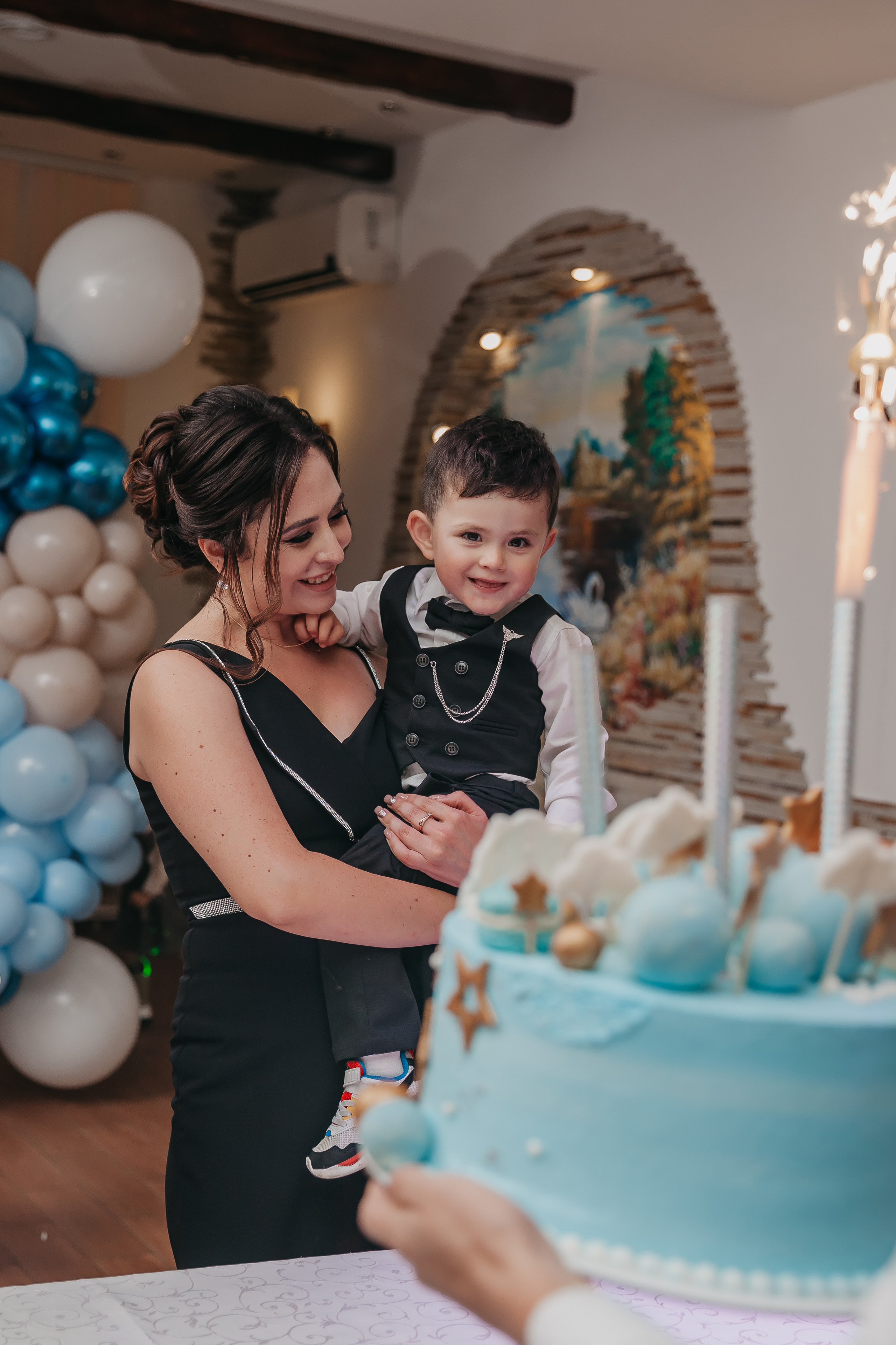 Кумэтрия Доминика. Фото видео в молдове