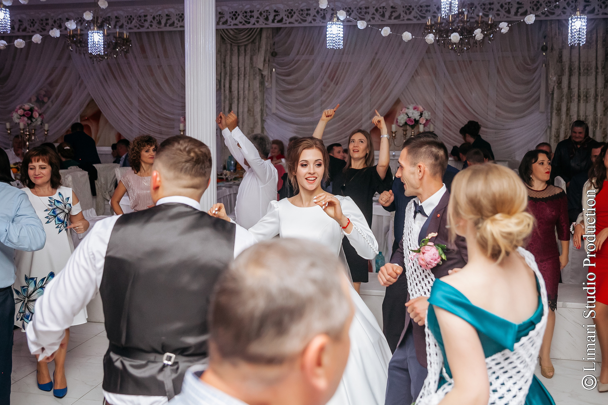 Ovidiu & Otilia. Фото видео в молдове