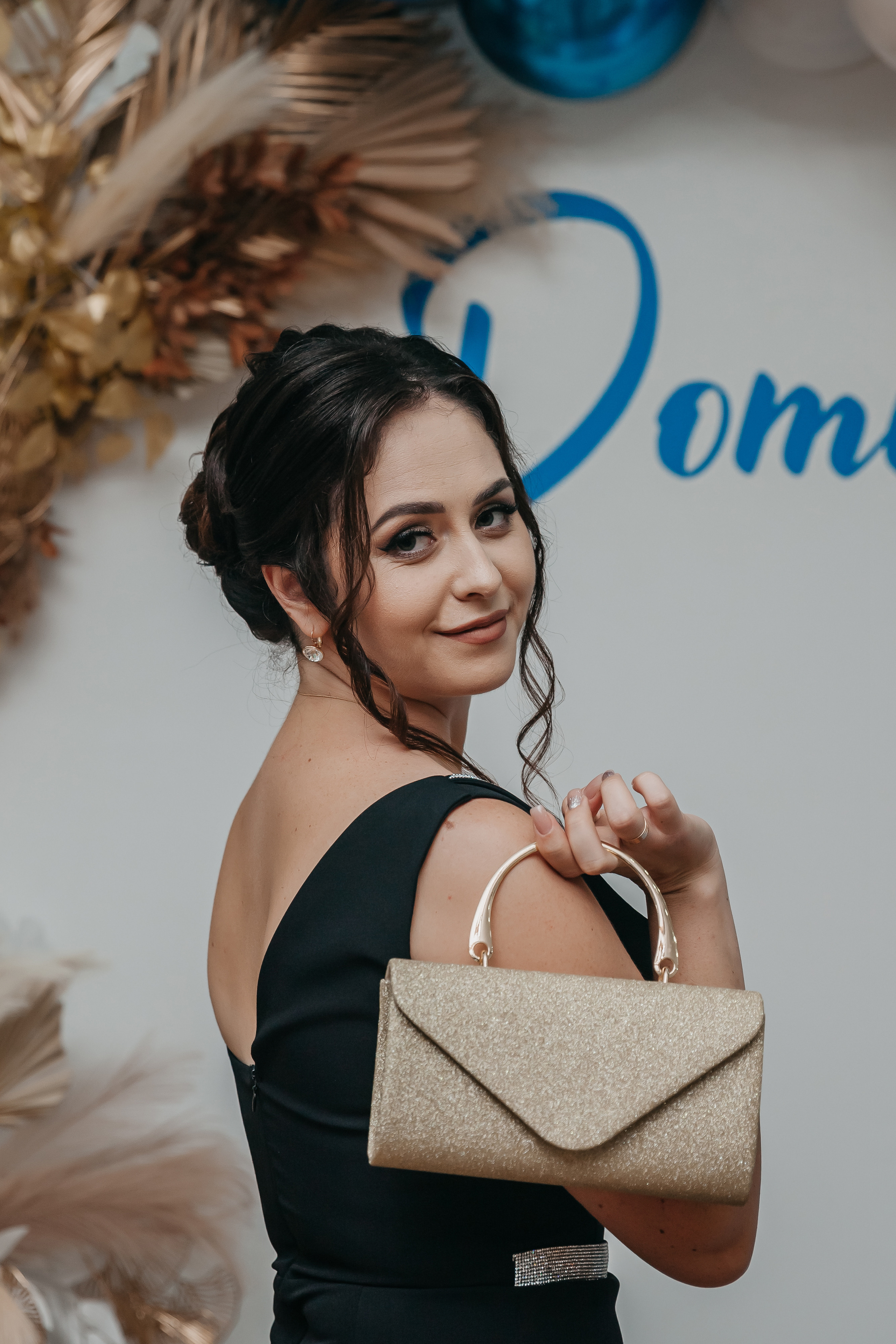 Кумэтрия Доминика. Фото видео в молдове