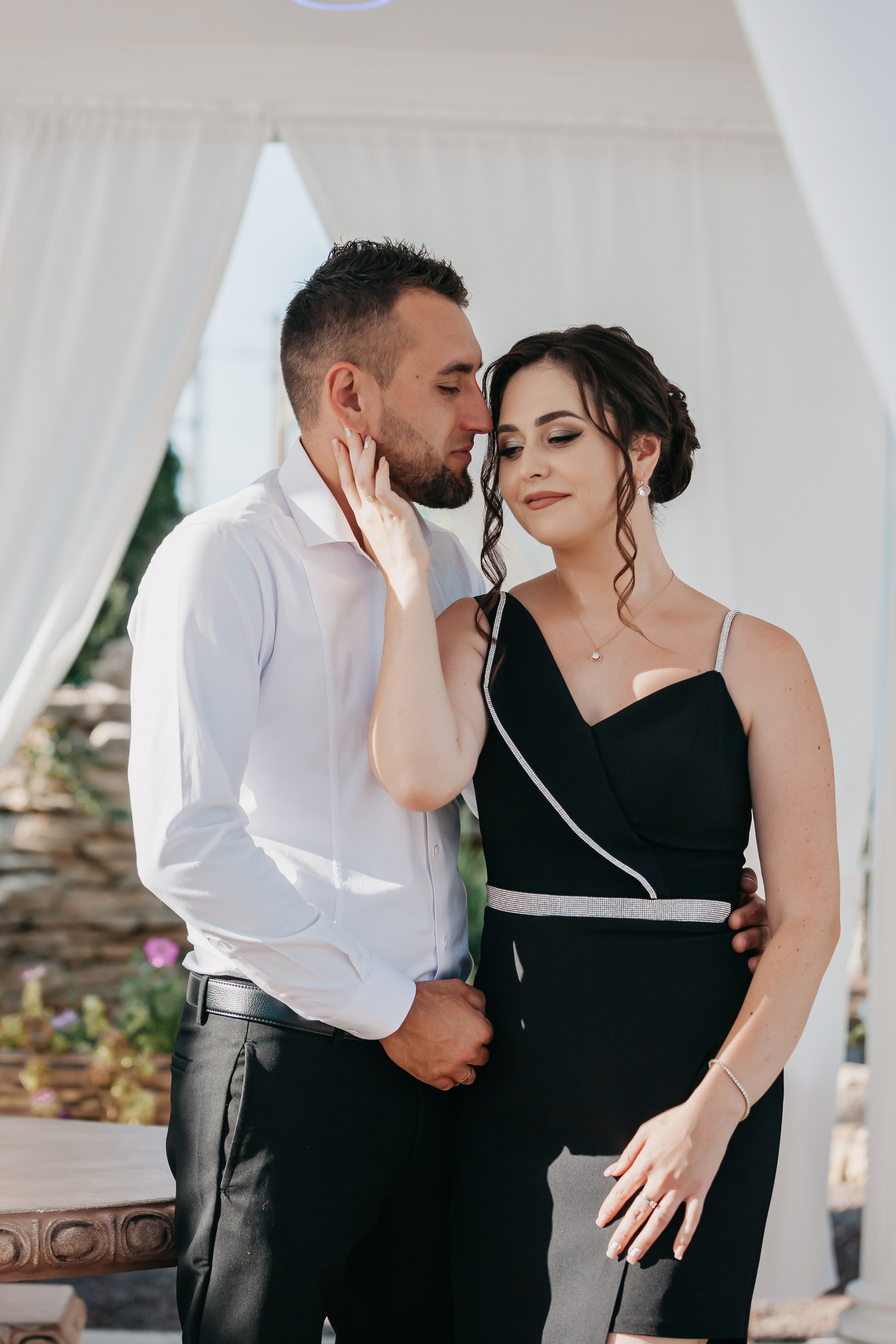 Кумэтрия Доминика. Фото видео в молдове