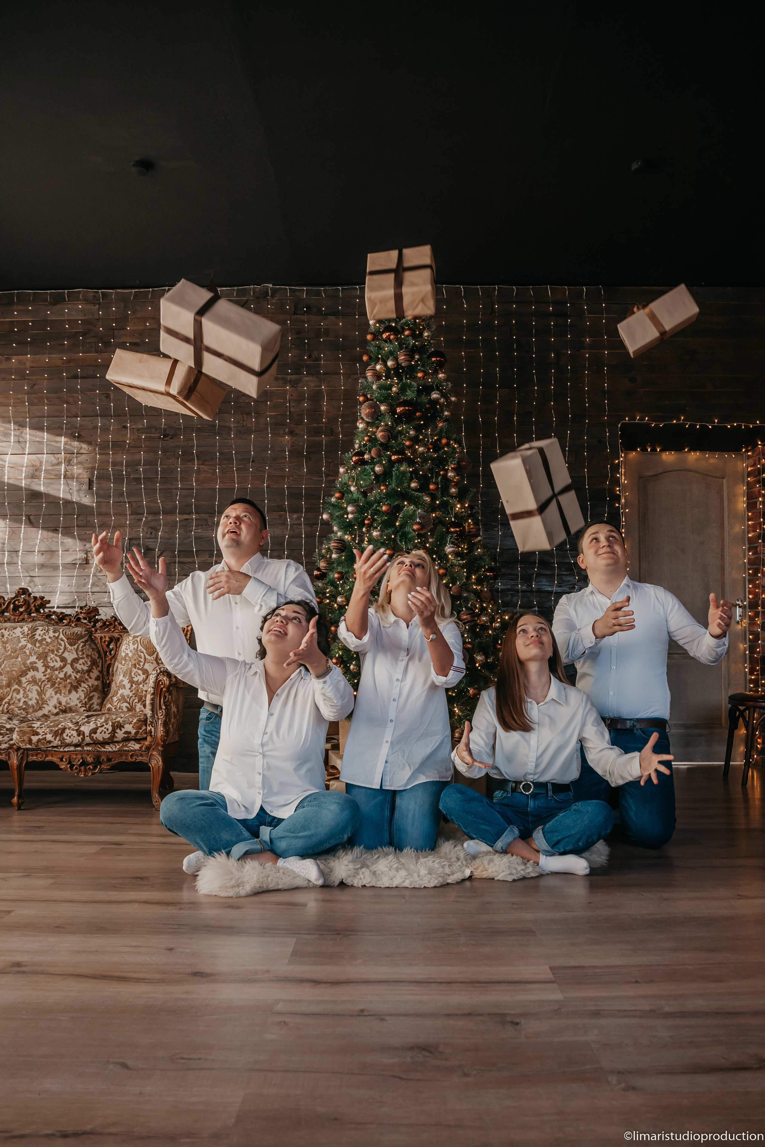 Новый год семьи Мотря. Фото видео в молдове