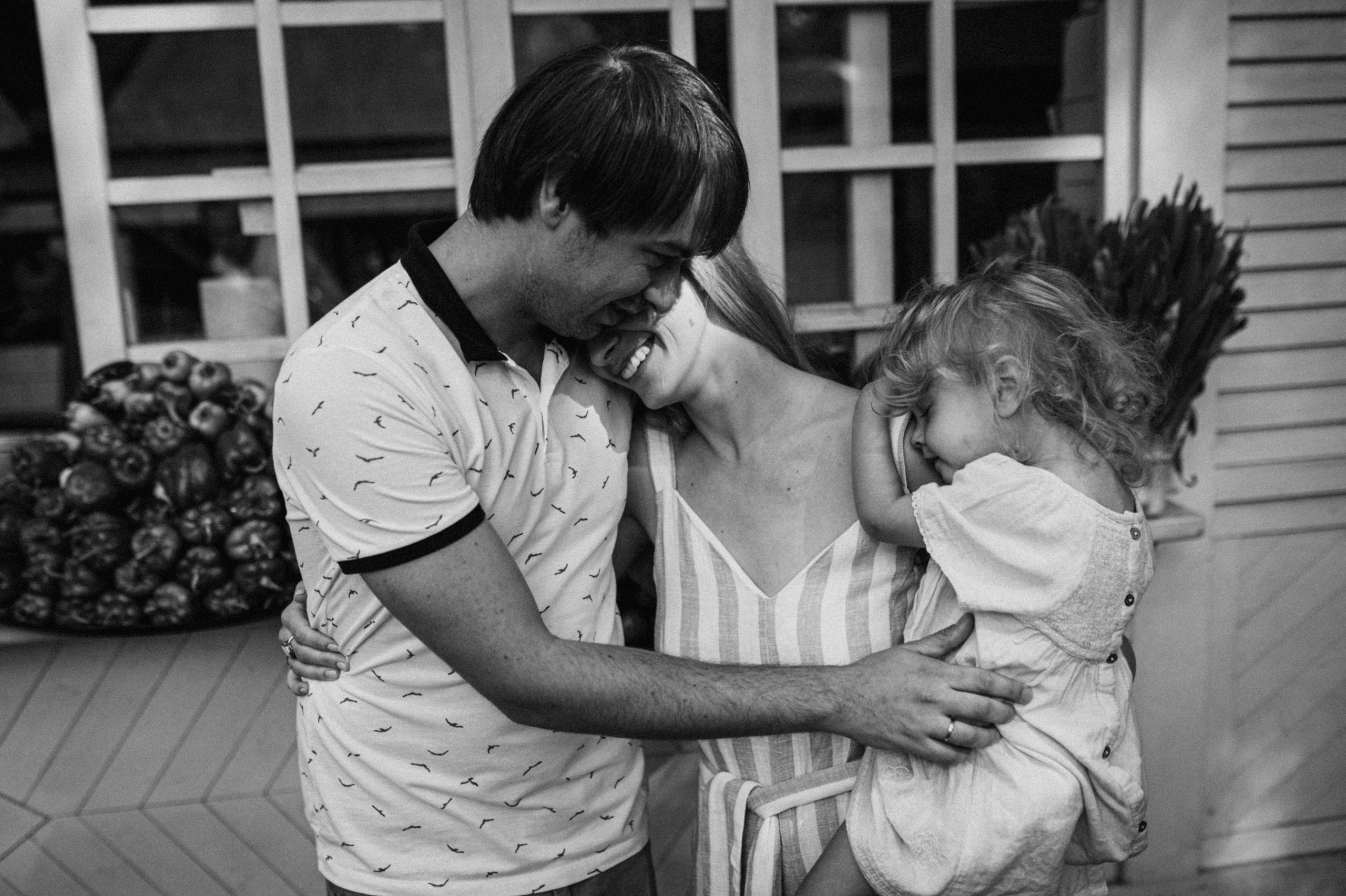 Marina, Sasha & Amelia. Family photography in Europe. Vienna, Bratislava, London, Dublin, Copenhagen, Amsterdam, Barcelona