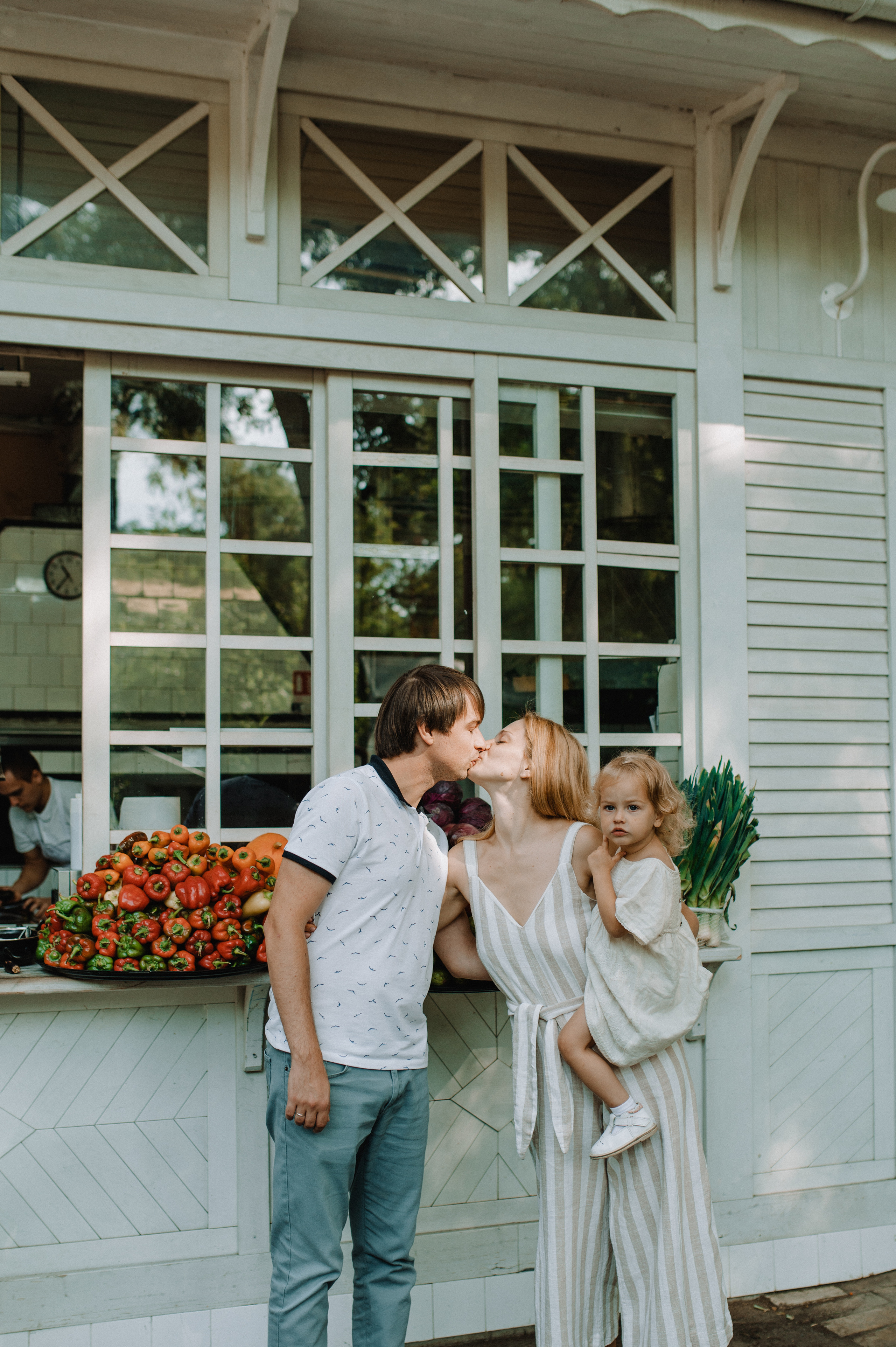 Marina, Sasha & Amelia. Family photography in Europe. Vienna, Bratislava, London, Dublin, Copenhagen, Amsterdam, Barcelona