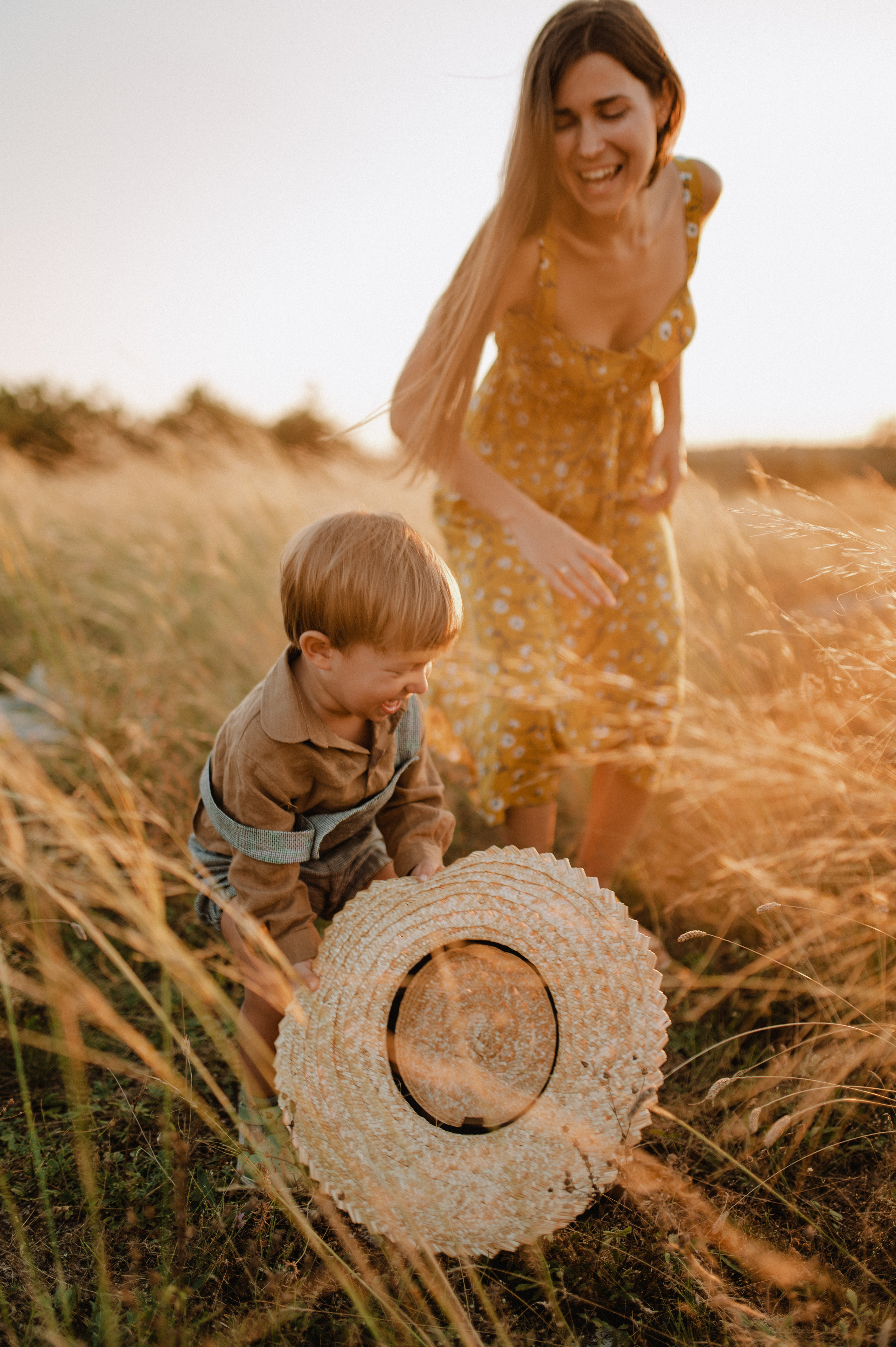 Nataly, Andrew and Nick. Family photography in Europe. Vienna, Bratislava, London, Dublin, Copenhagen, Amsterdam, Barcelona