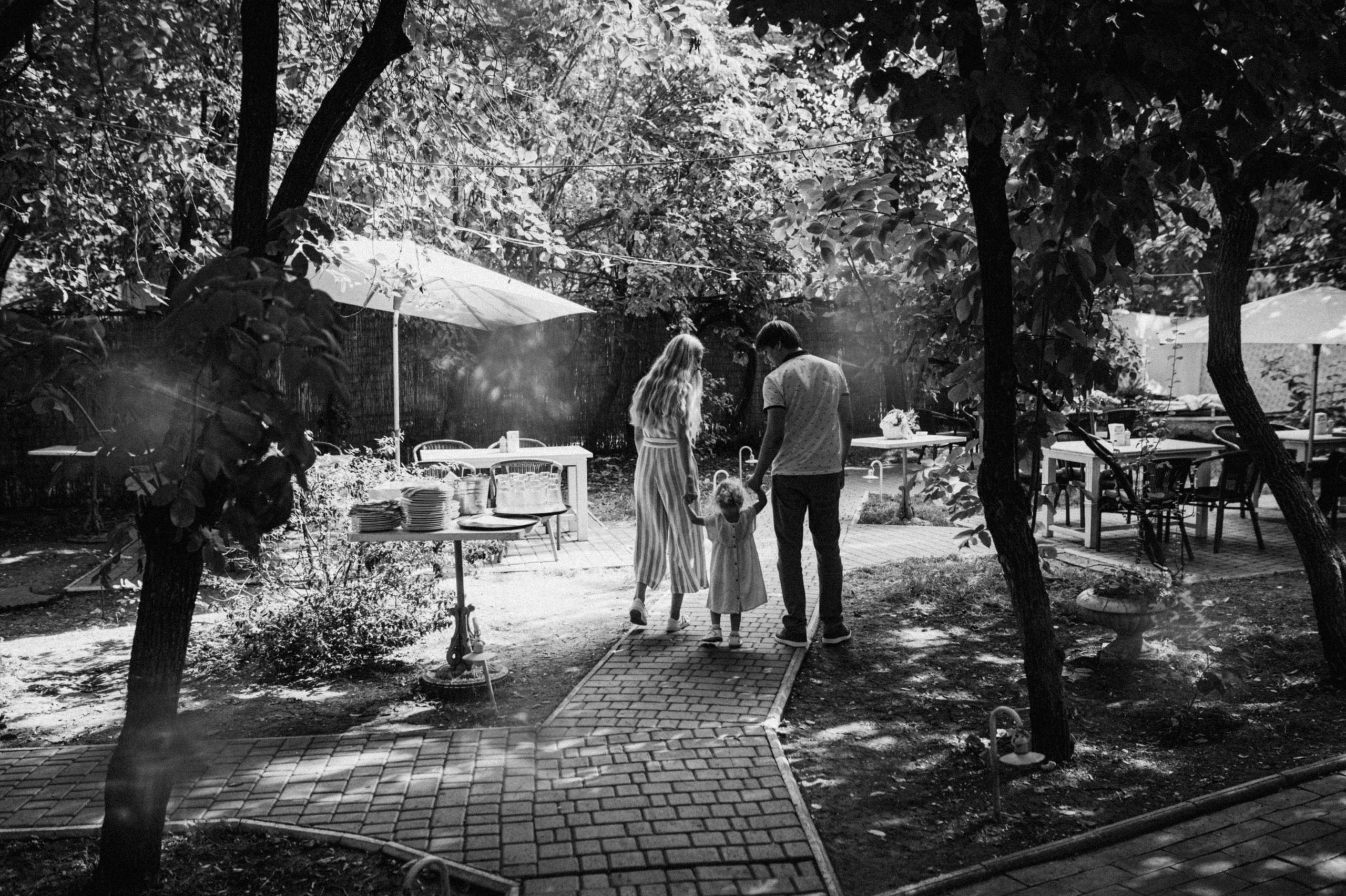 Marina, Sasha & Amelia. Family photography in Europe. Vienna, Bratislava, London, Dublin, Copenhagen, Amsterdam, Barcelona