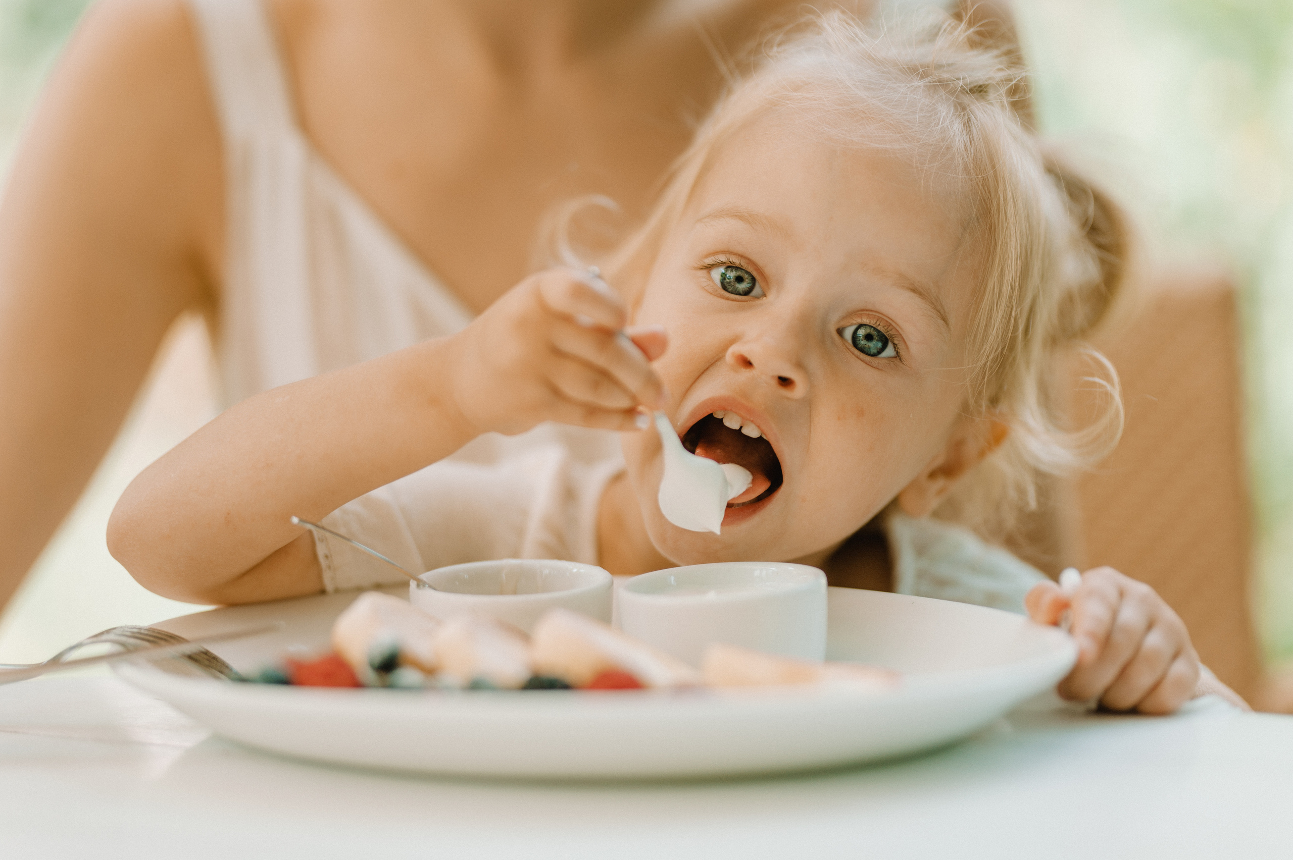 Marina, Sasha & Amelia. Family photography in Europe. Vienna, Bratislava, London, Dublin, Copenhagen, Amsterdam, Barcelona