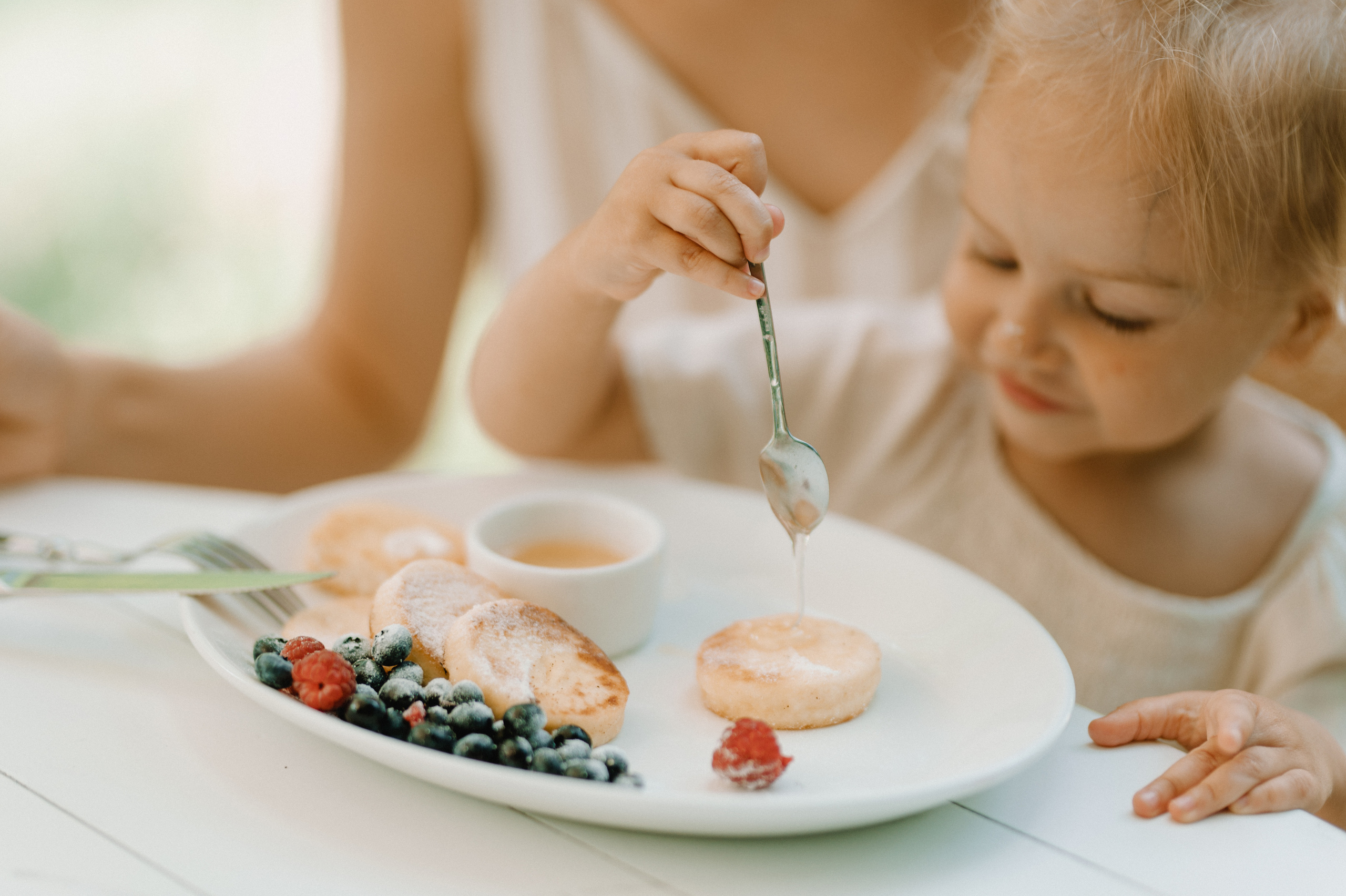 Marina, Sasha & Amelia. Family photography in Europe. Vienna, Bratislava, London, Dublin, Copenhagen, Amsterdam, Barcelona