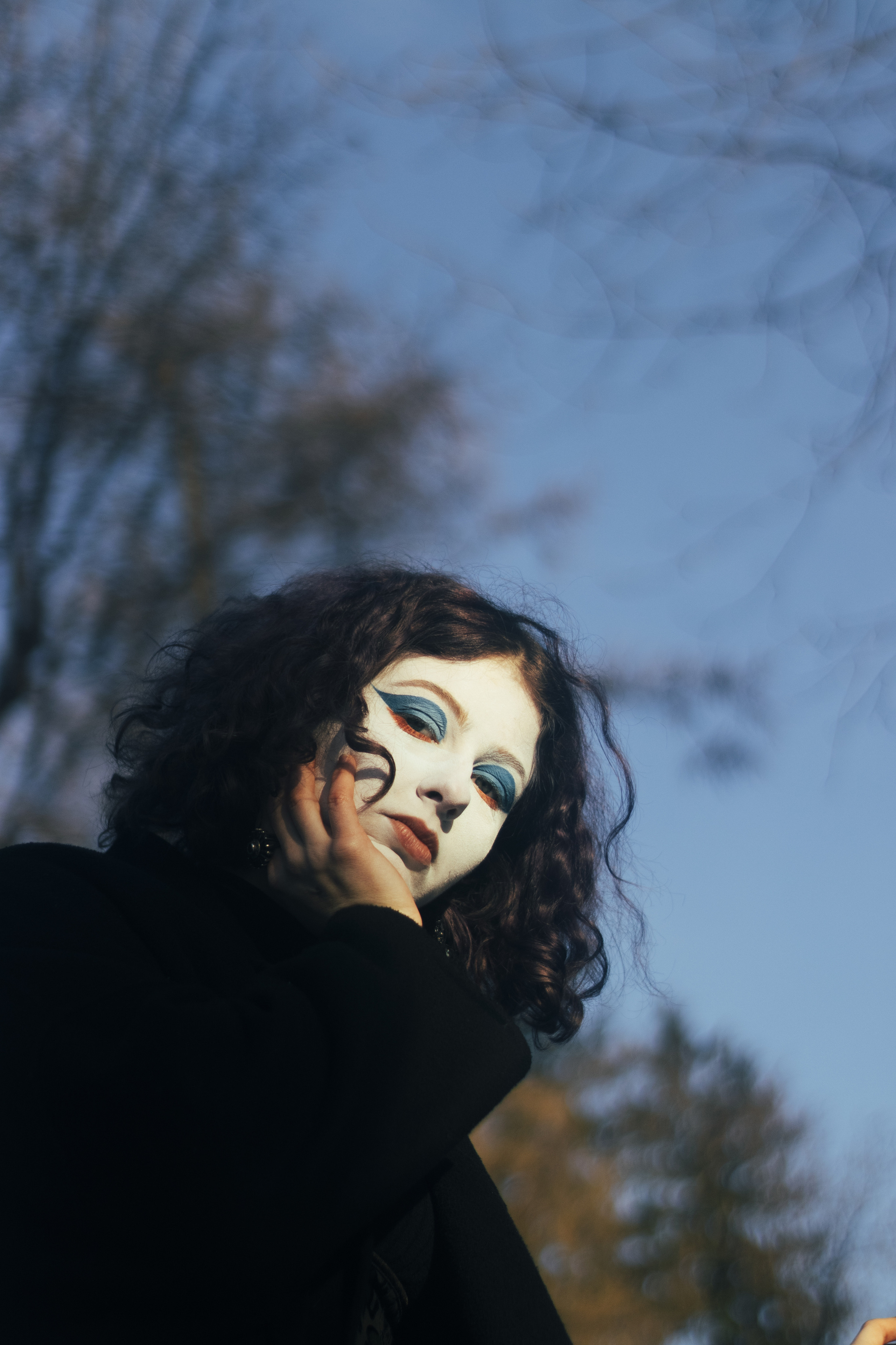 Аня Львів. +seexteens chase the moon 🌙+