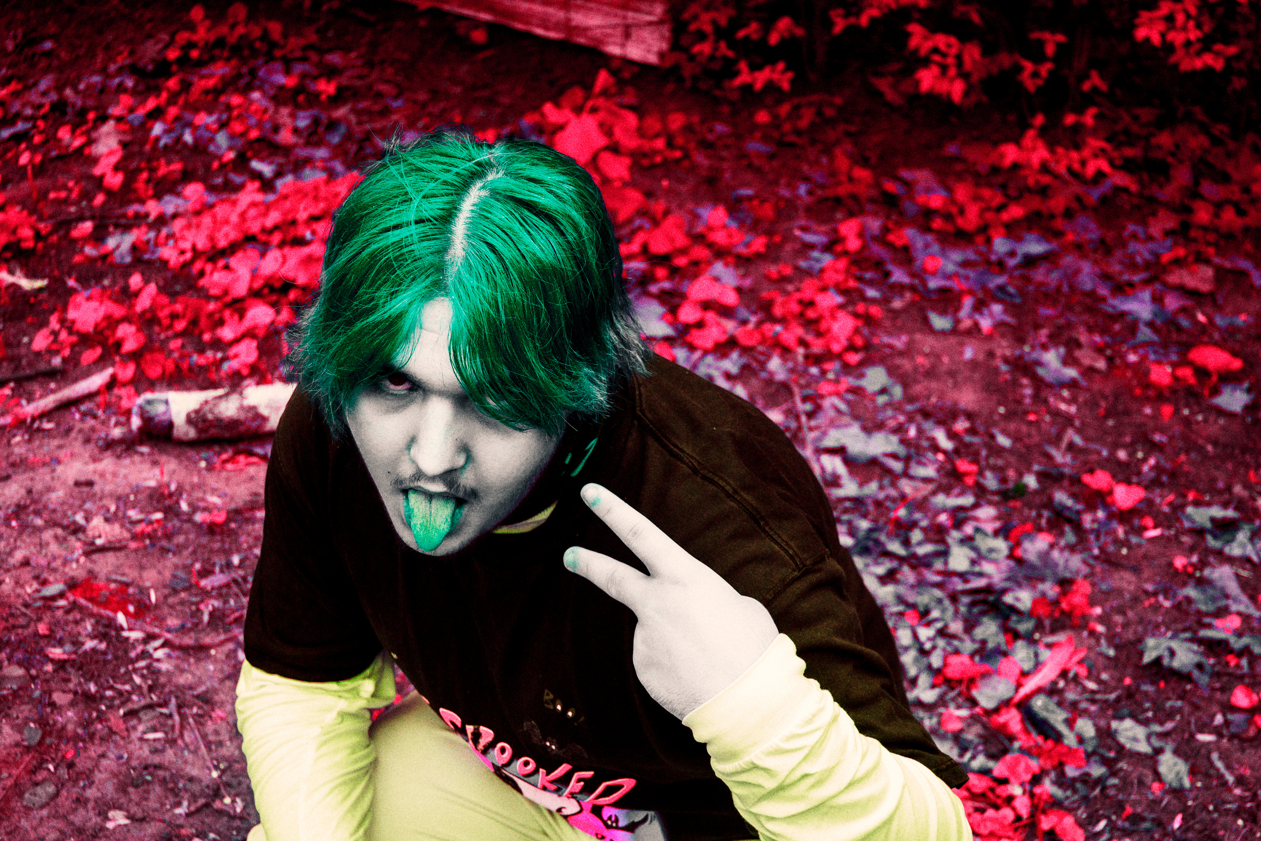 2021. +seexteens chase the moon 🌙+