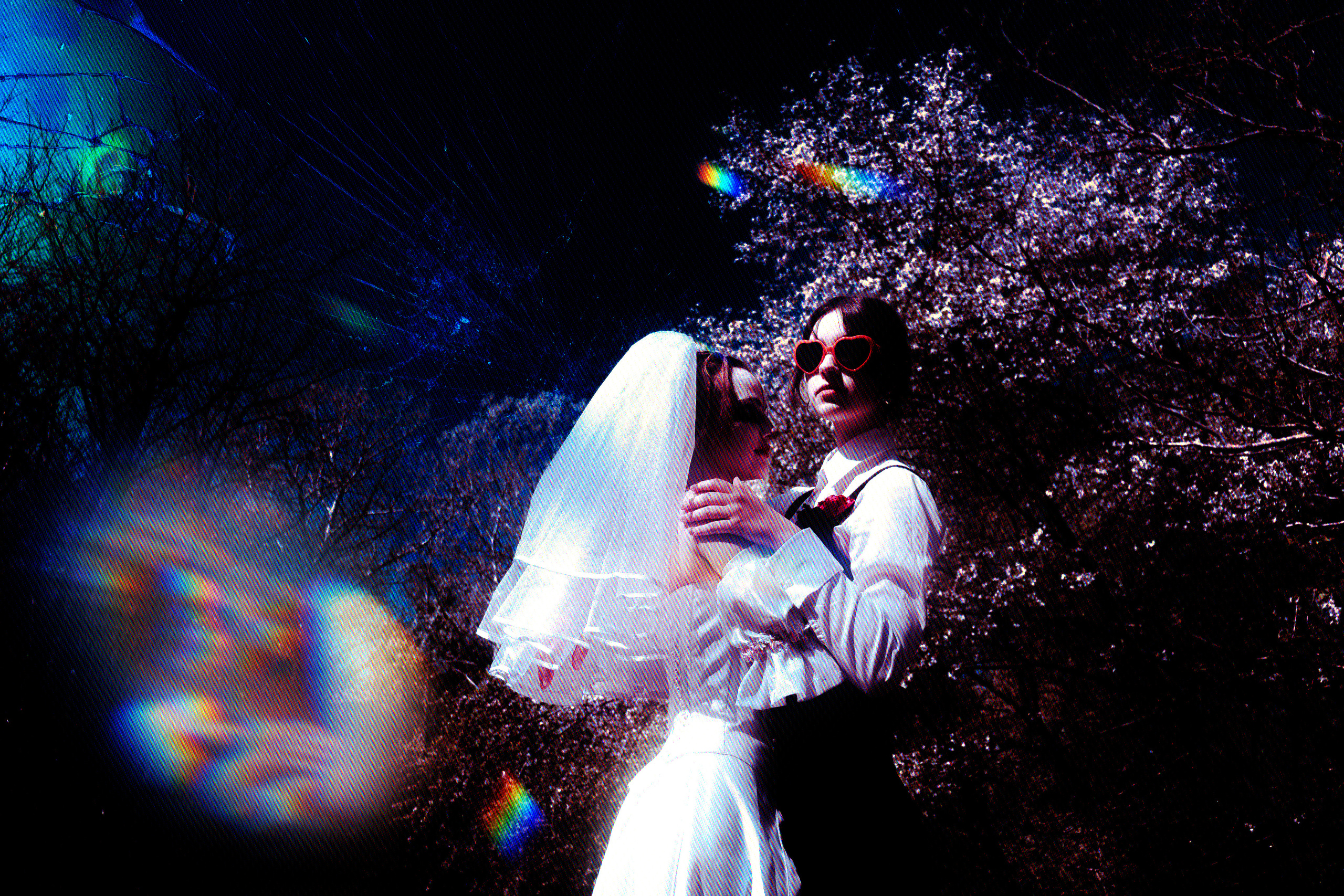 MMreflection*R. +seexteens chase the moon 🌙+