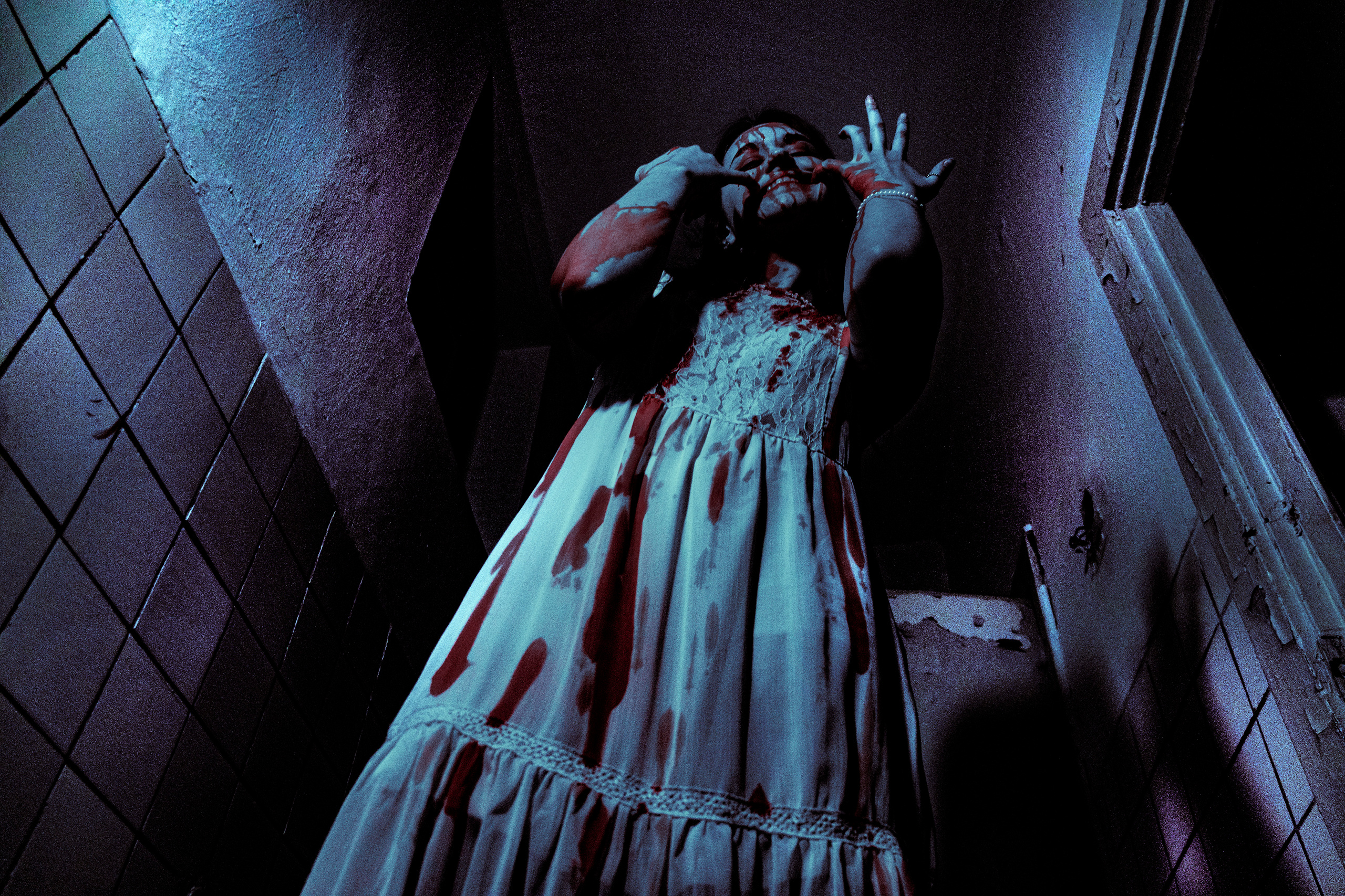 Death in eclipse. +seexteens chase the moon 🌙+