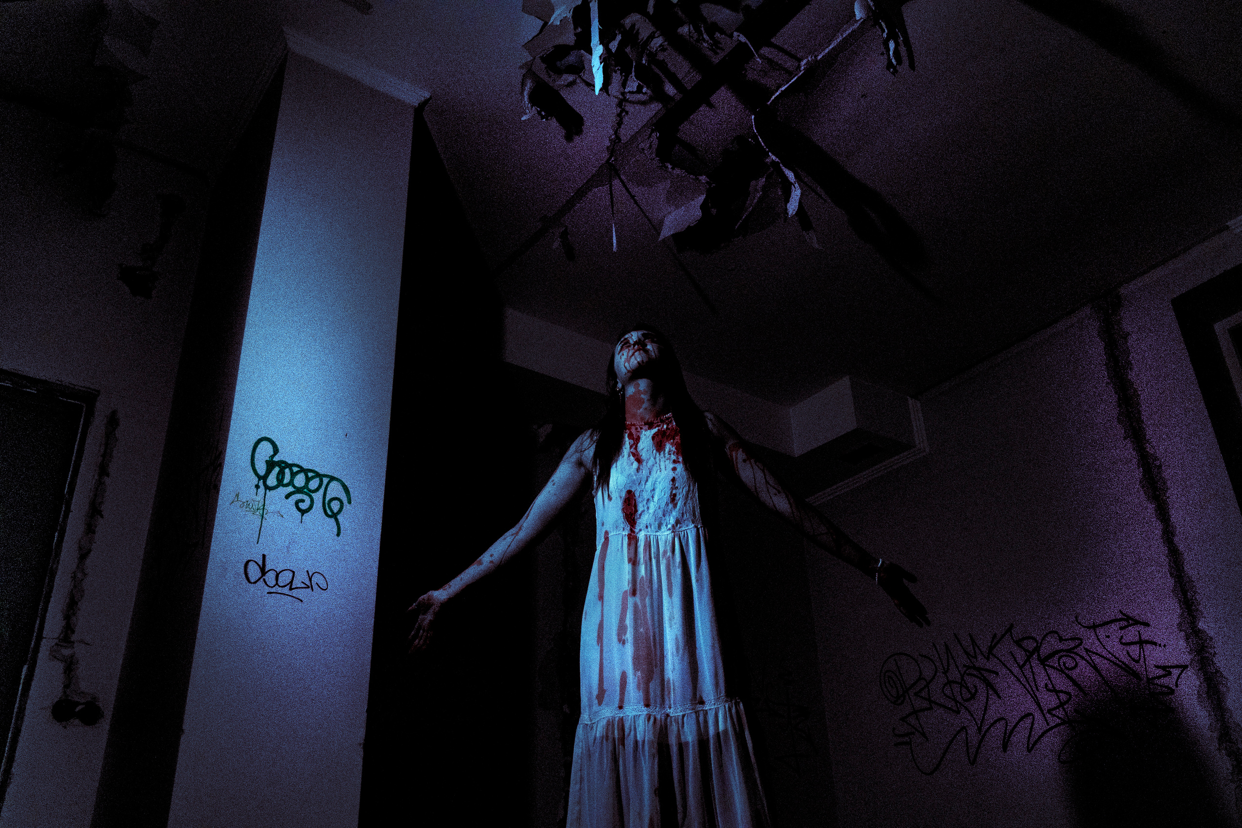 Death in eclipse. +seexteens chase the moon 🌙+