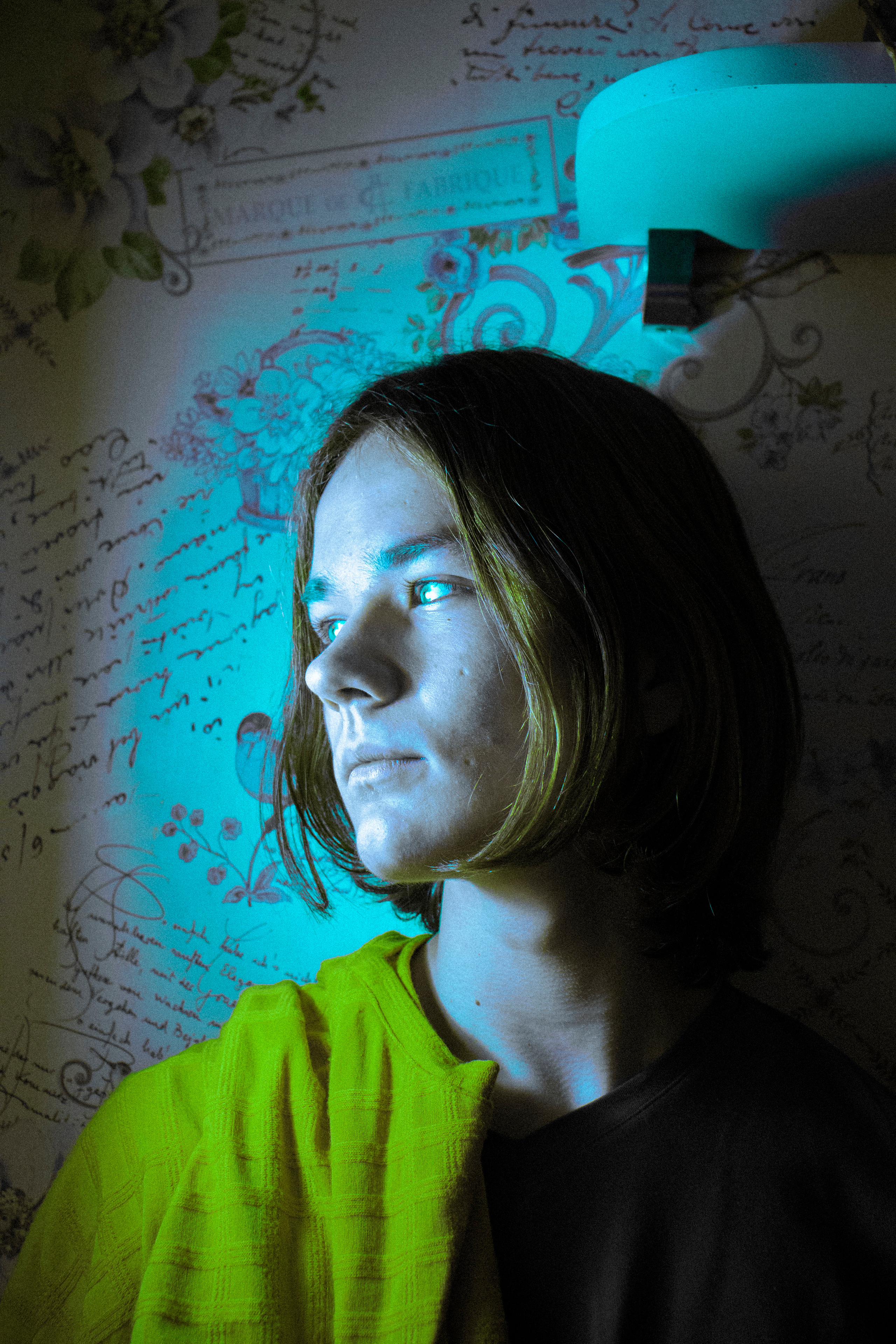 Антон 🔥🦇🤘. +seexteens chase the moon 🌙+